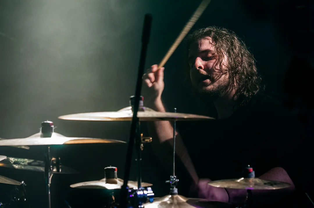 support act: the contortionist