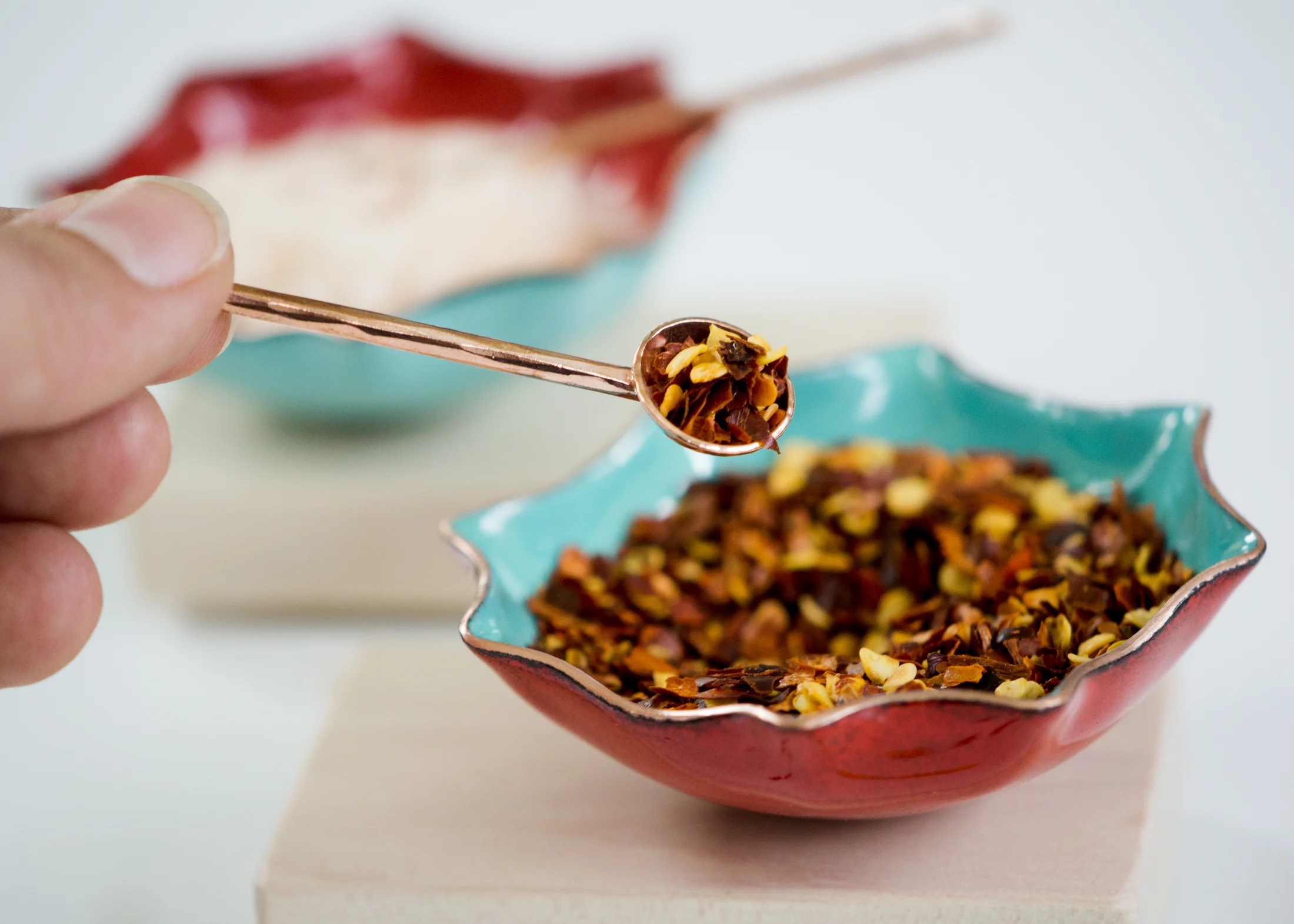 cg-Grisez-hex-bowl-with-disco-spoon-salt-pepper-2.jpg