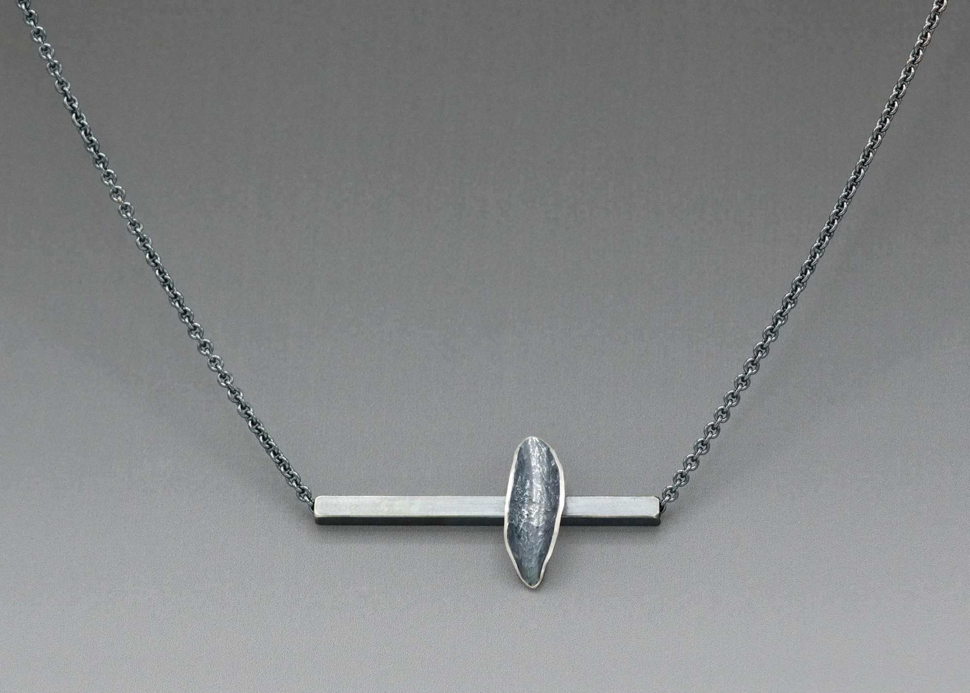 1_Bar-Necklace-CG_Grisez-7674.jpg