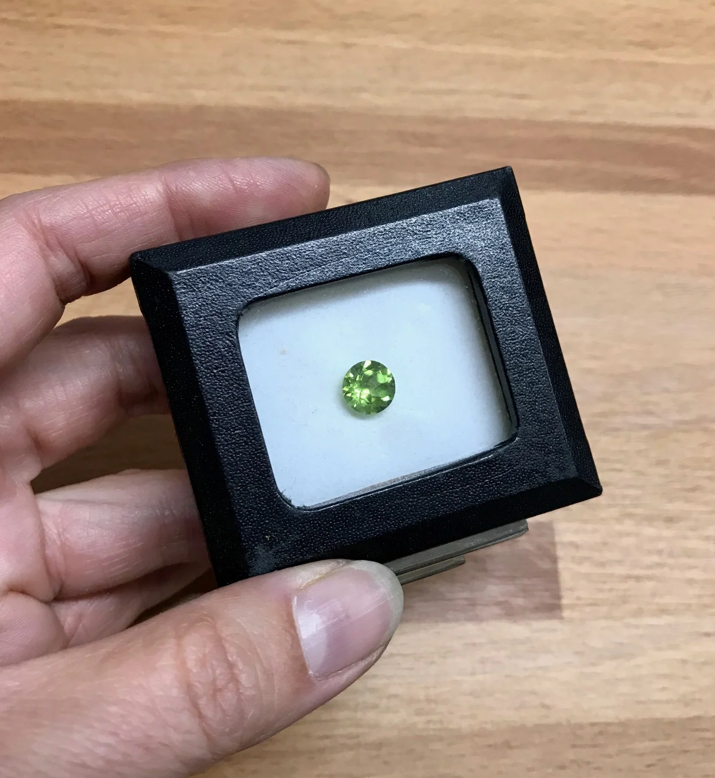 peridot gemstone-CG-Grisez.jpg