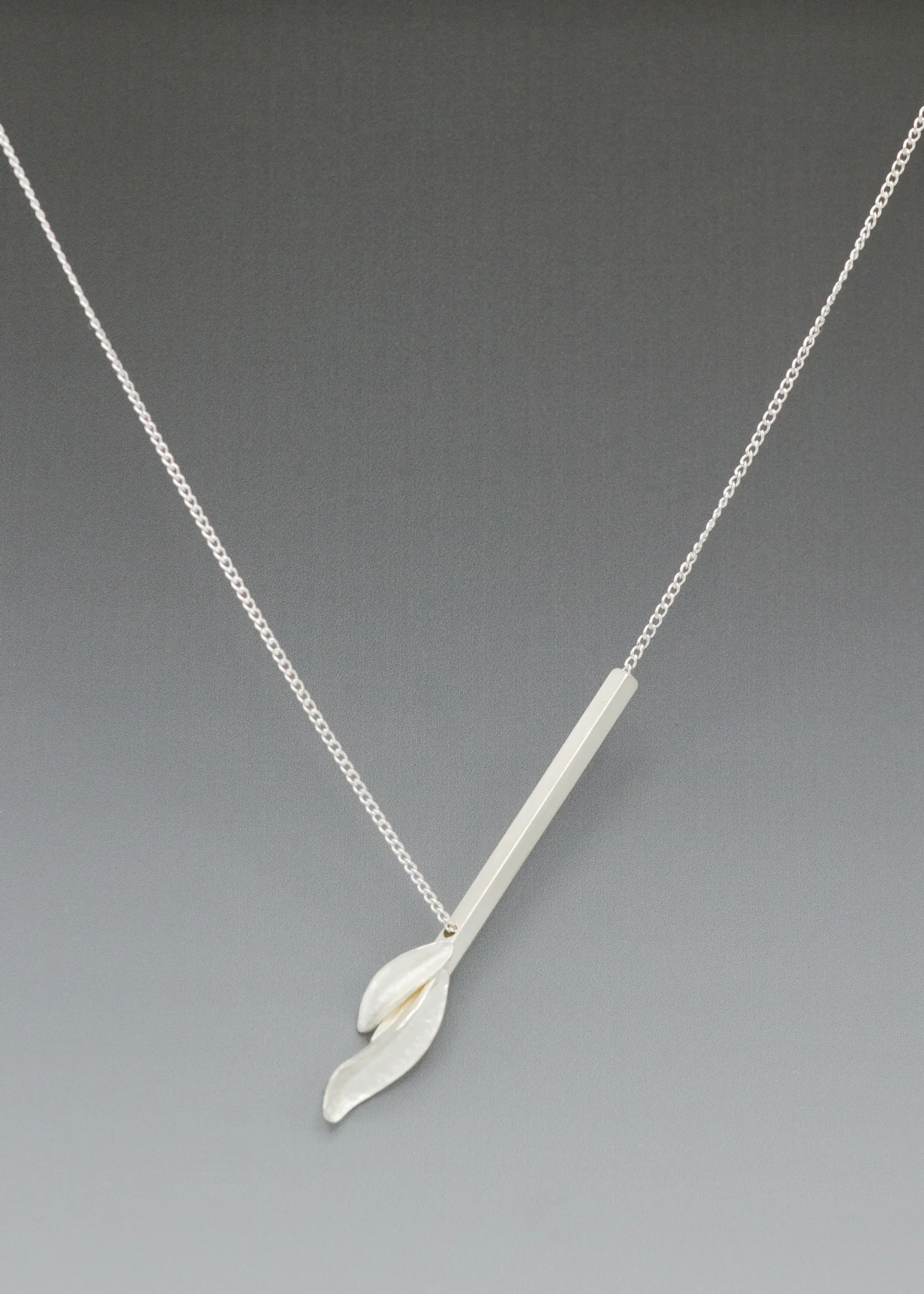 Asymmetrical_Bar-Necklace-CG_Grisez-7632.jpg