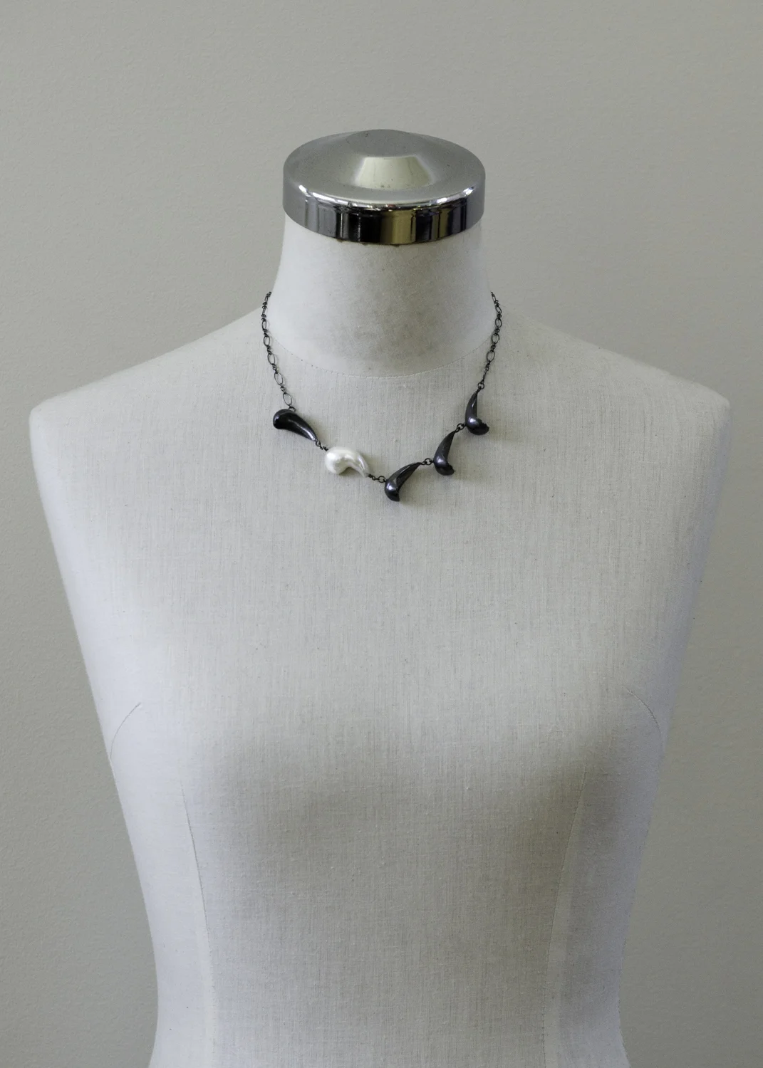Ns806-os_CG Sculpture Jewelry-9385.jpg