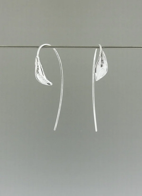 bright sterling silver organic contemporary leaf thread earrings perfect for everyday wear or elegant look with a black cocktail dress