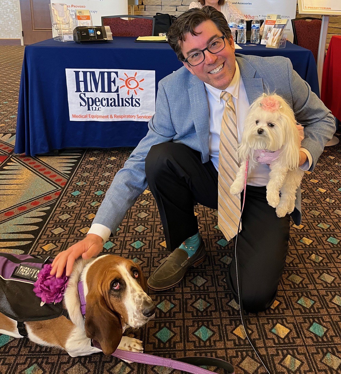 It's #nationalpetday! I've been saying it for years: dogs are taking over healthcare! Basset Hound Joy is an ENT doc. And impeccable Maltese Abby is a plastic surgeon. Thx to @preshealthplan for having them at yesterday's great #healthyaging event. A