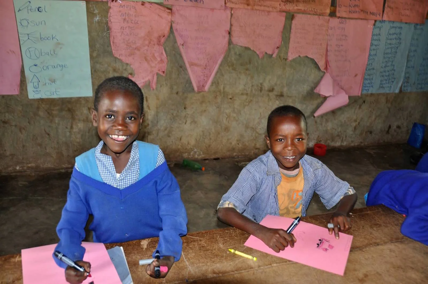 kids-doing-crafts-2.jpg