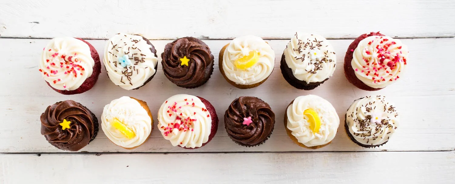 CAKES, CUPCAKES & SPECIALTY ITEMS