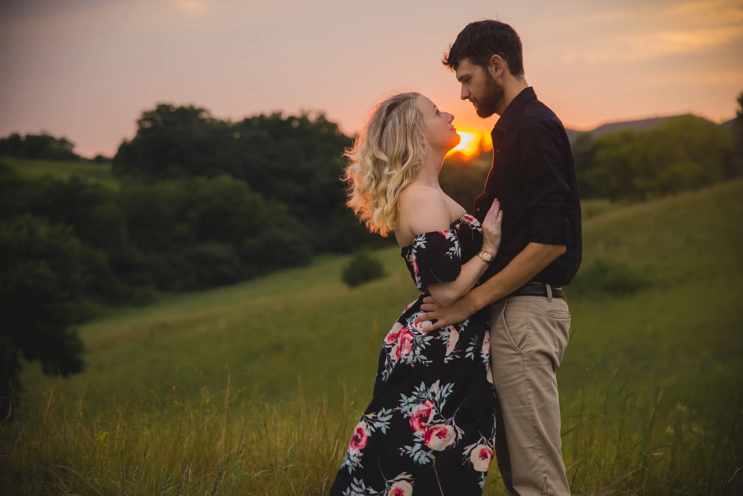 Lindsay and Cody engaged-123.jpg