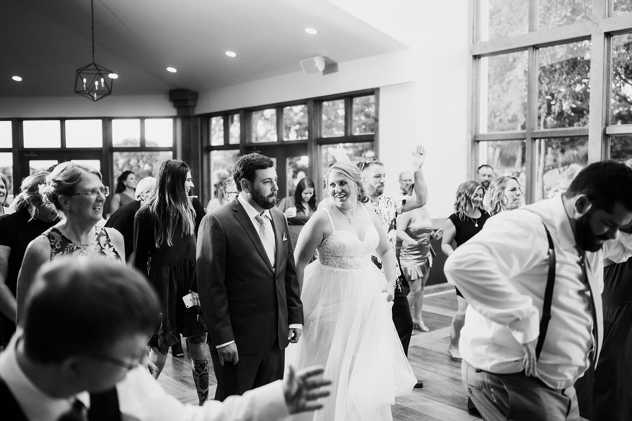 First dance to start your Minnesota wedding reception