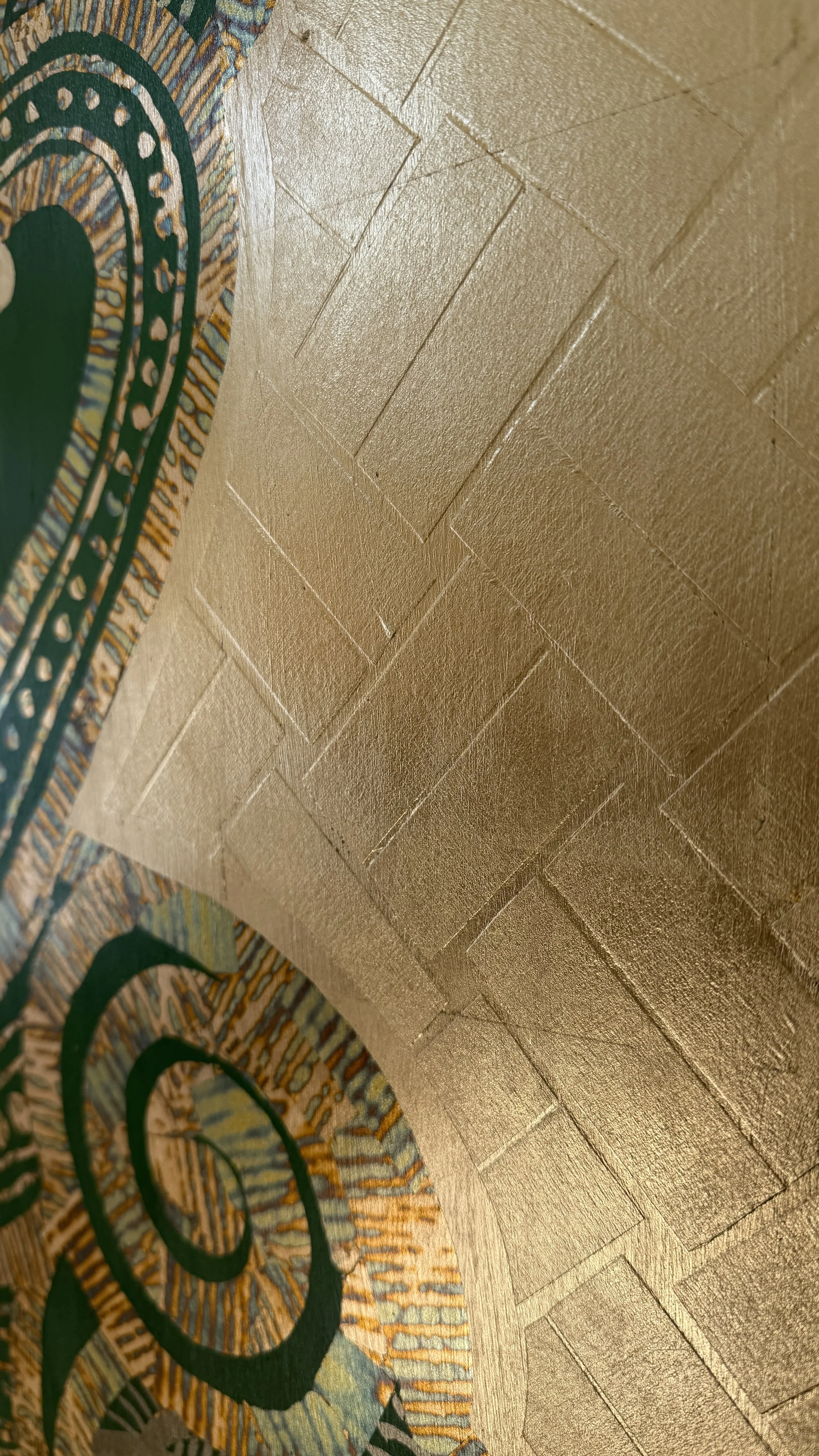  DETAIL OF ABOVE PAINTING 