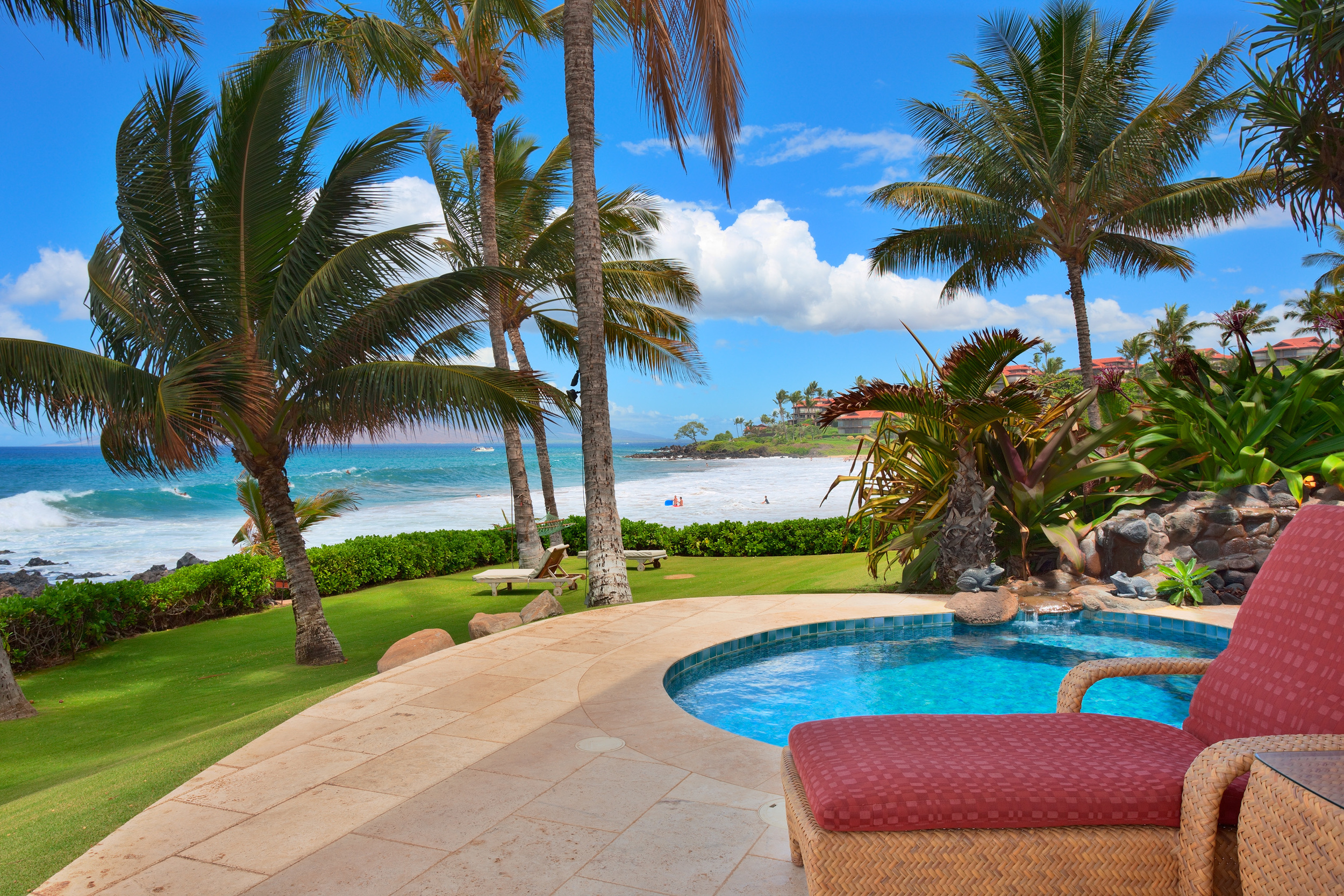 maui-oceanfront-luxury-property-rental-s4640_7x10_inkjet.jpg