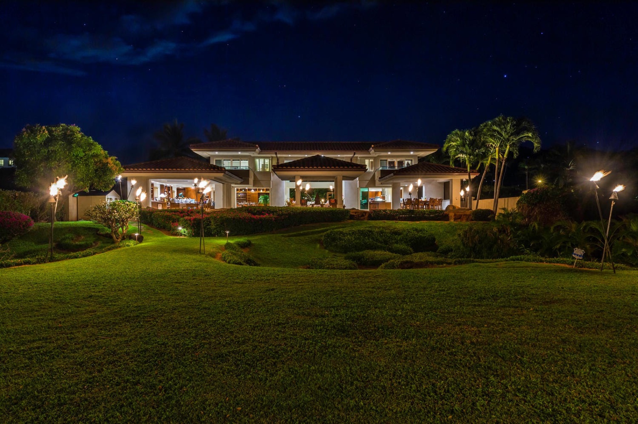 luxury-vacation-rentals-maui-kaanapali3.jpg