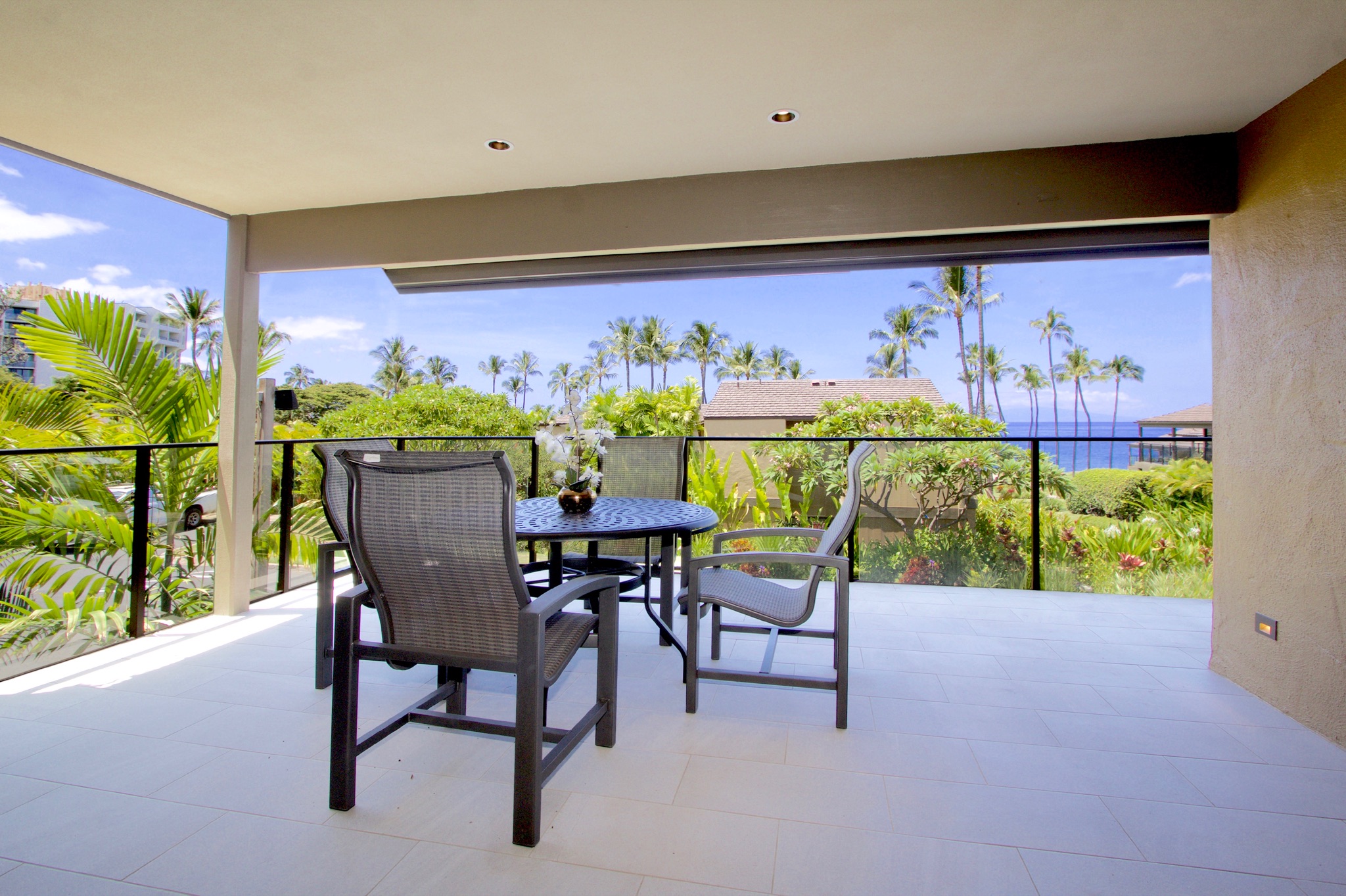 oceanfront-rentals-maui-24_xl.jpg