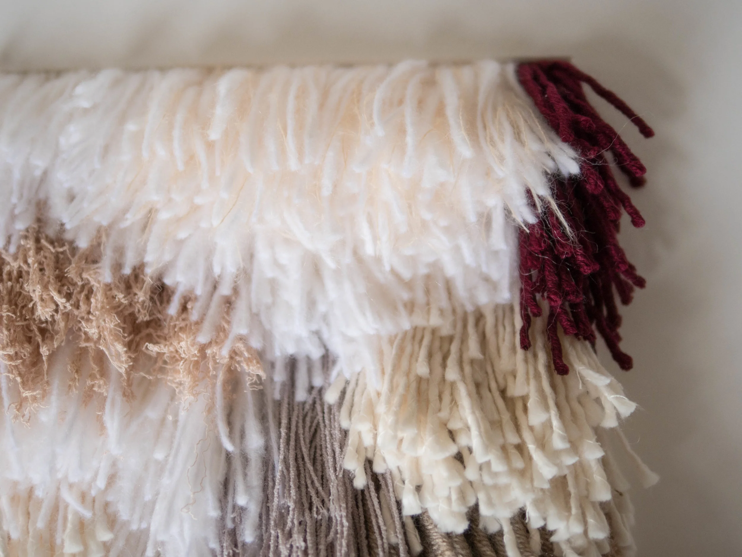 Latch Hook Wall Hanging - Shaggy Confetti - P1010021.jpg