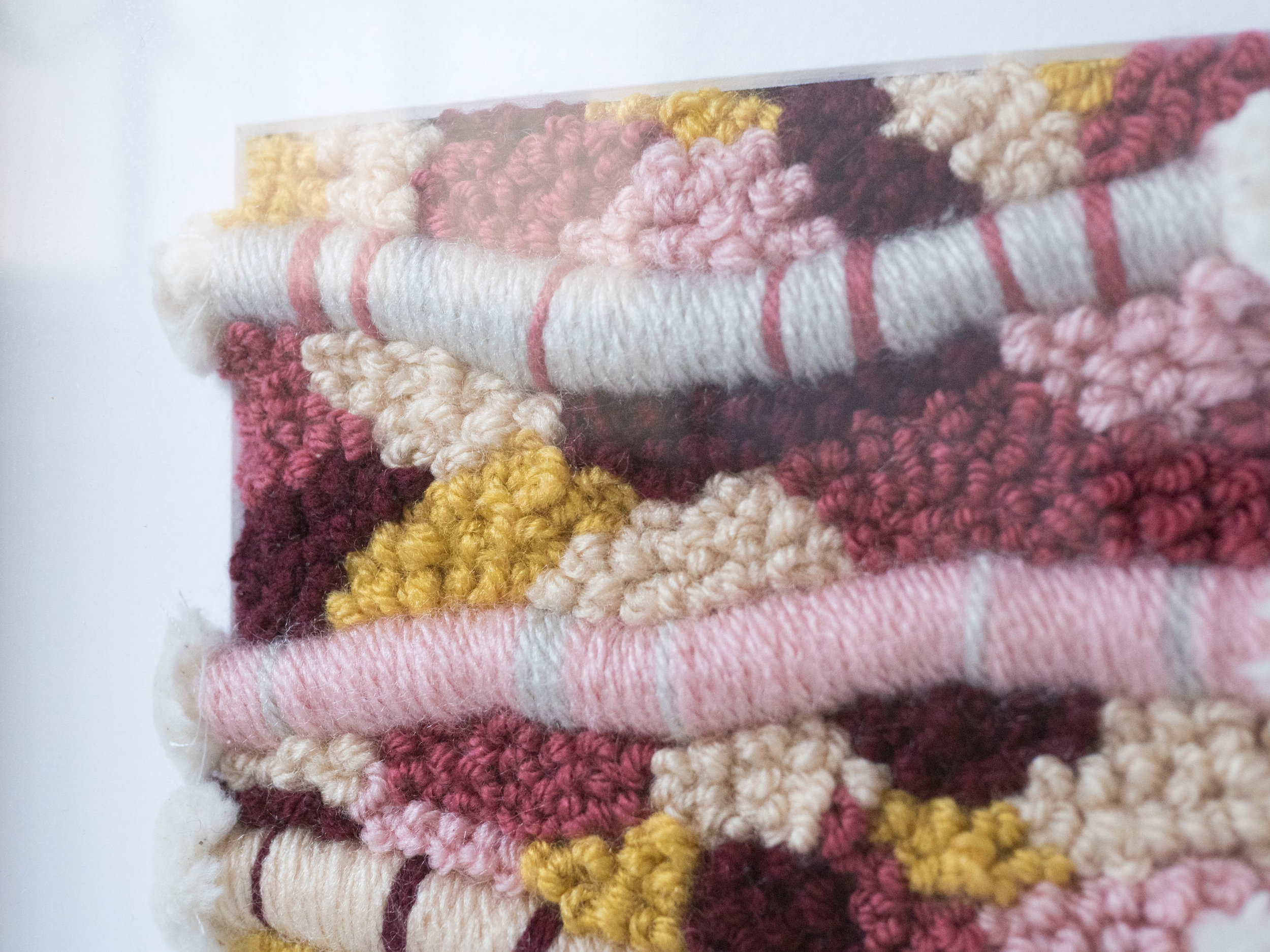 Yarn Embroidery Wall Hanging - Flower Floor - P1010163.jpg