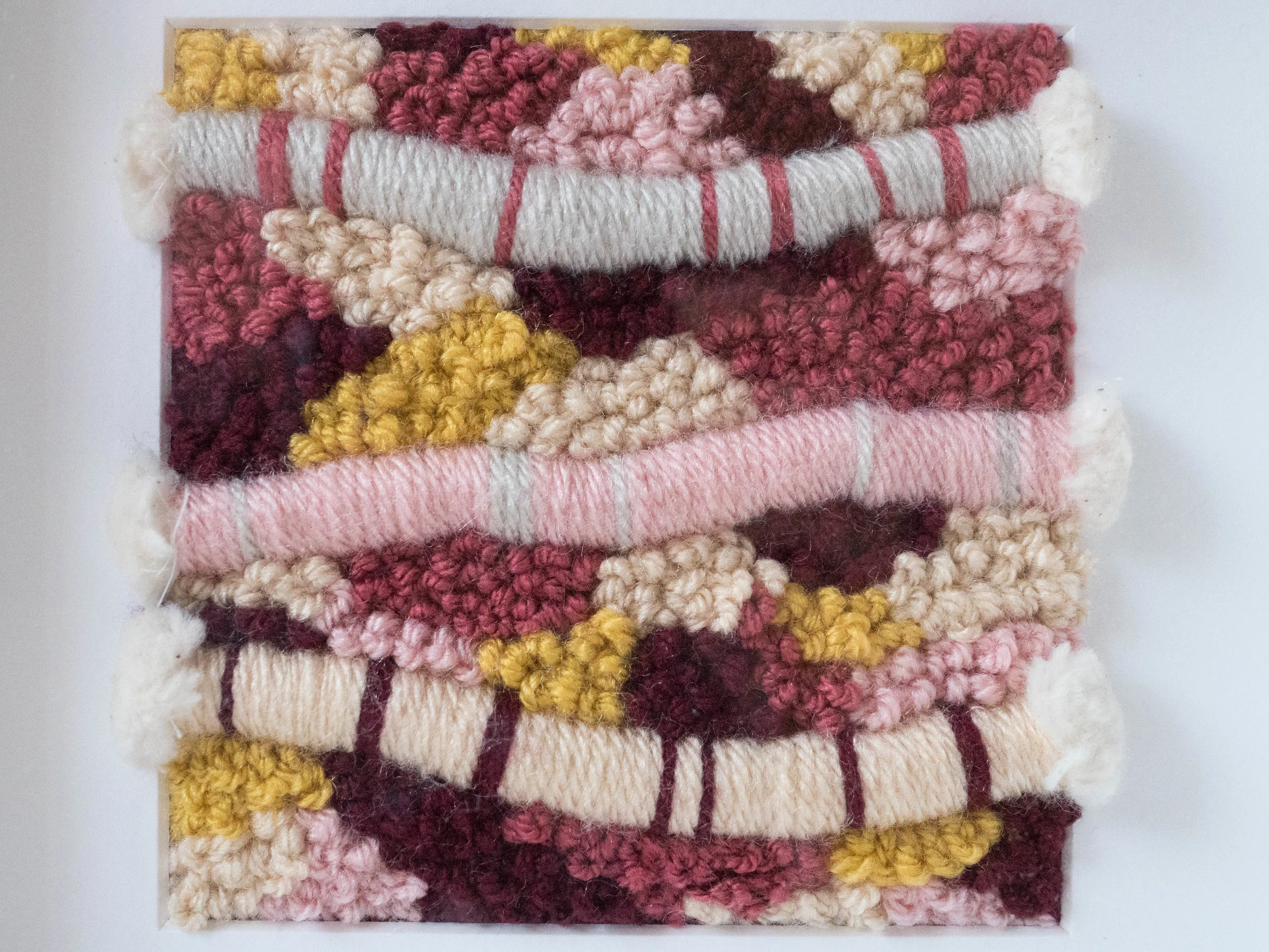 Yarn Embroidery Wall Hanging - Flower Floor - P1010157.jpg