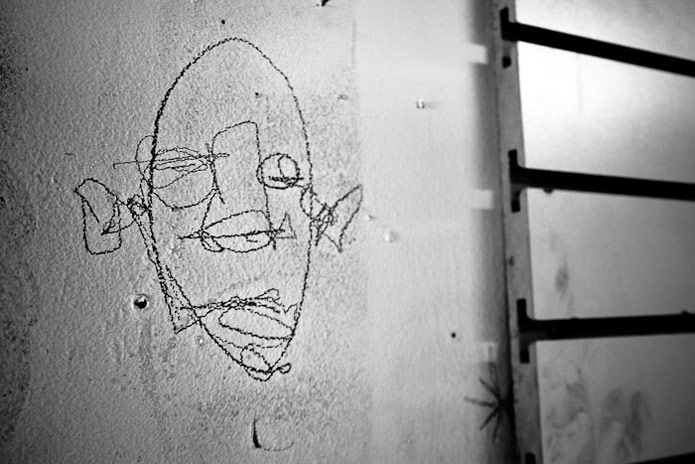 30-2011-david-choe-mural-erik otto studio-01.jpg