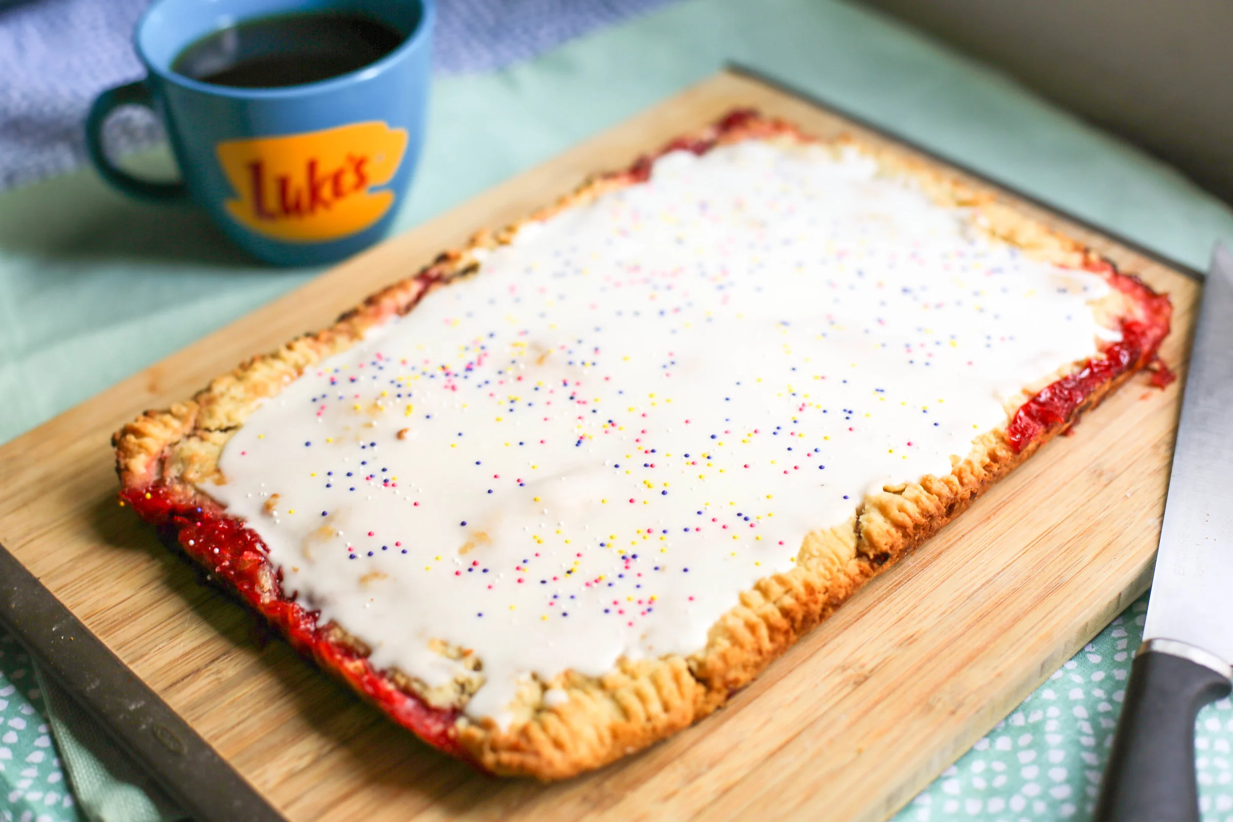 Recipe:  Gilmore Girls' Giant Pop-Tart