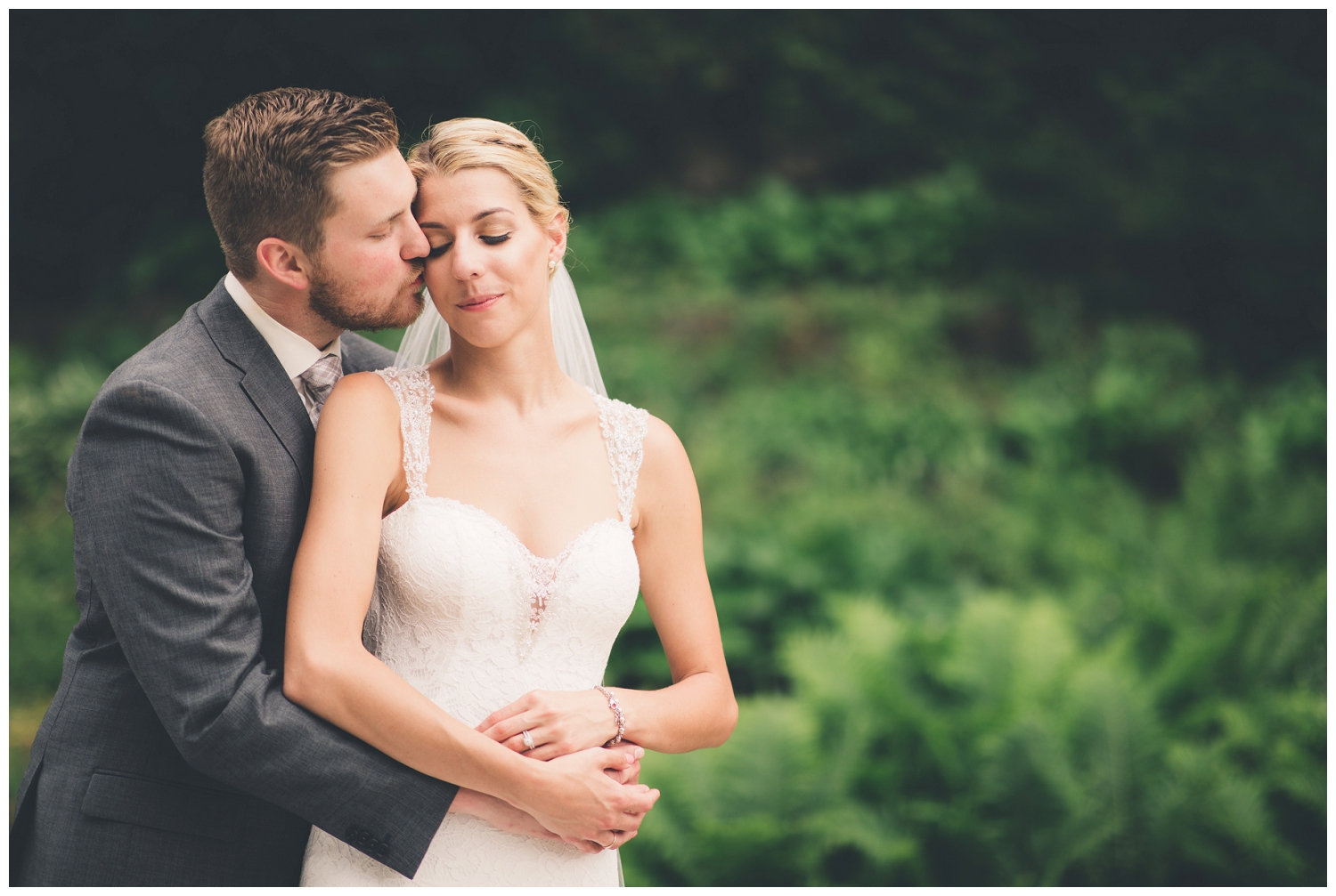 TorontoWeddingPhotographer_0103.jpg
