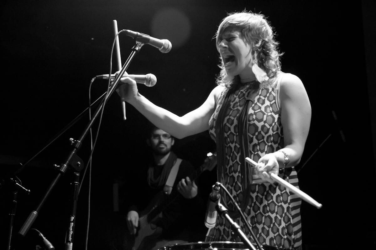 tUnE-YarDs