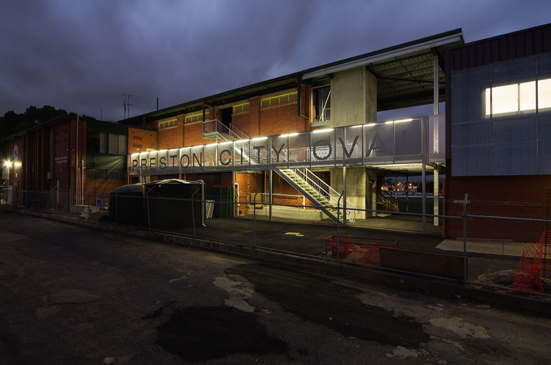 preston city oval 1.jpg