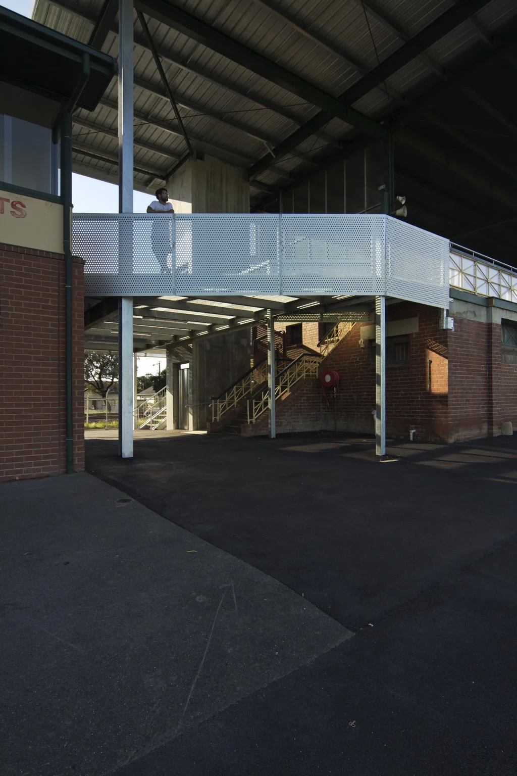 HAW_PrestonCityOval-BenHosking_08_resize.jpg