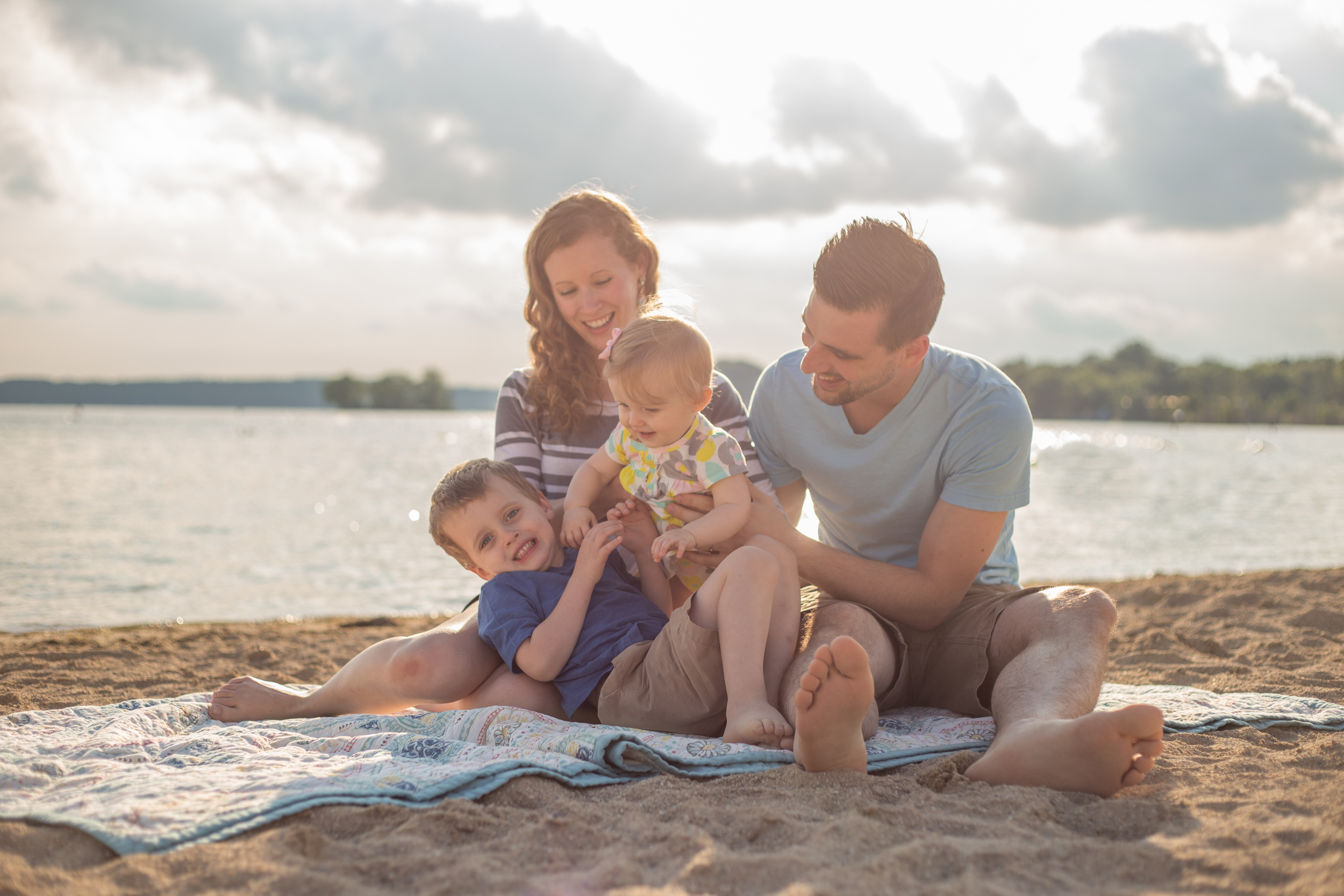 Pewaukee Waukesha Beach Family Lifestyle Photography