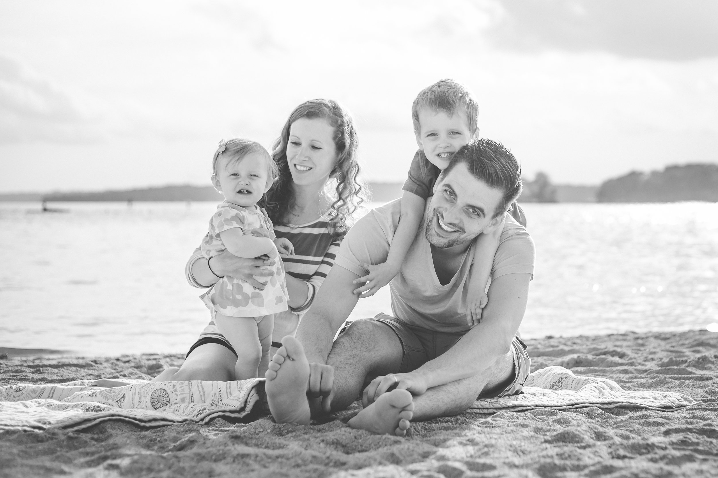 Pewaukee Waukesha Beach Family Lifestyle Photography