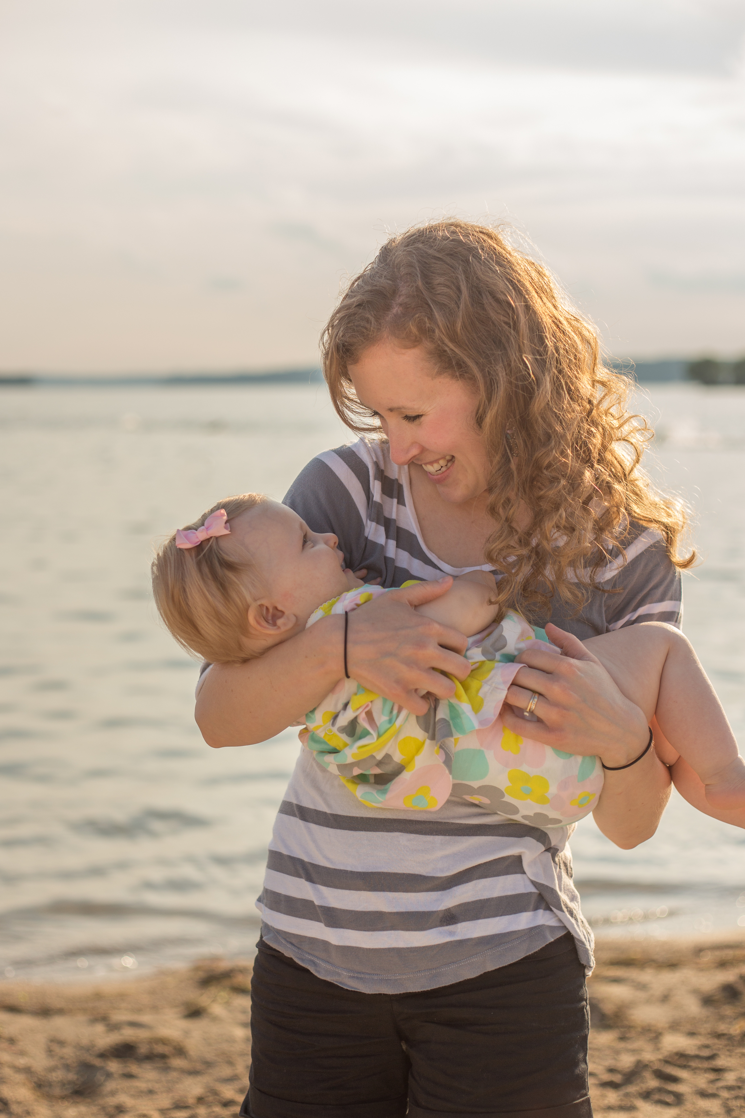 Pewaukee Waukesha Beach Family Lifestyle Photography