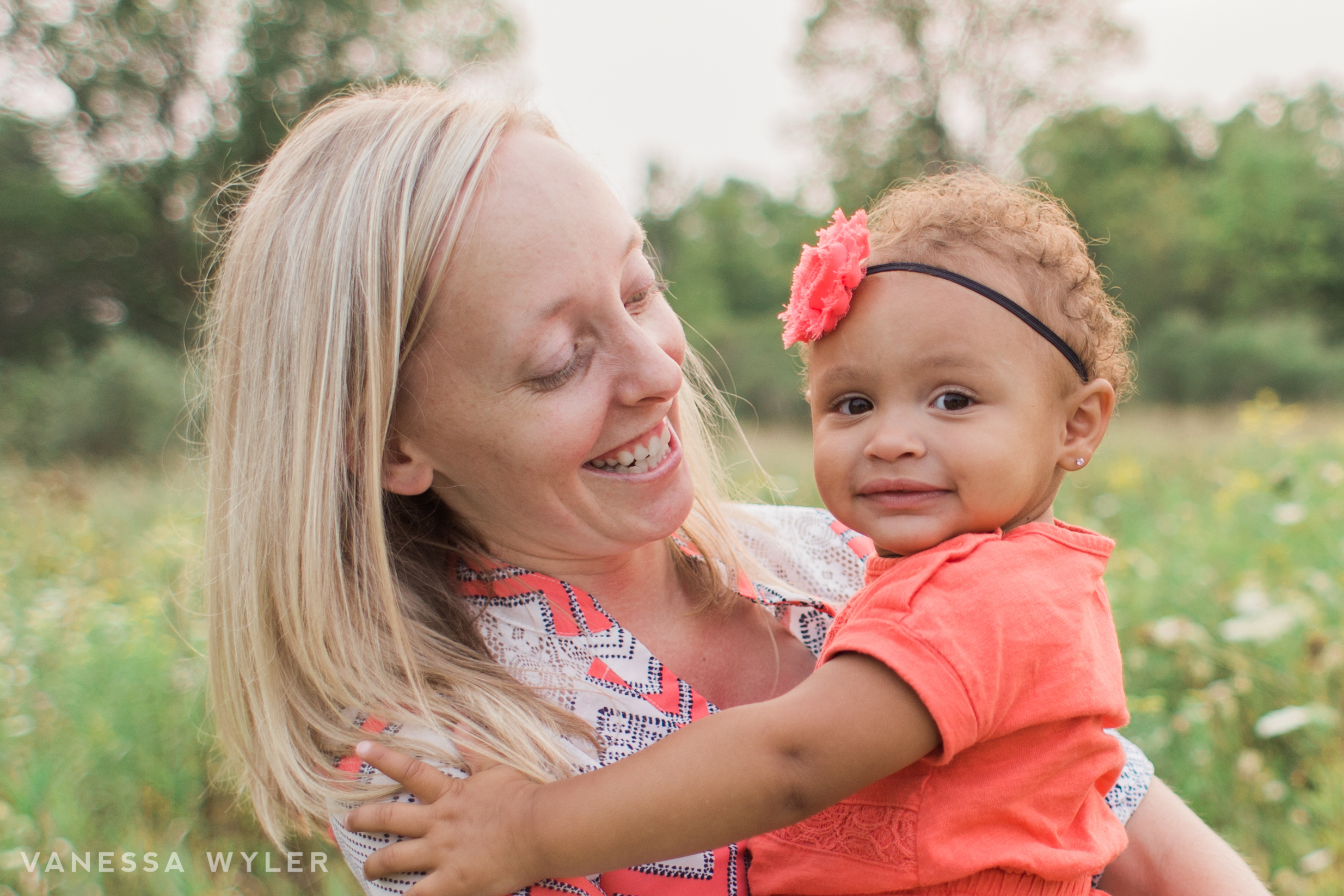 mommy and me pewaukee photographer vanessa wyler