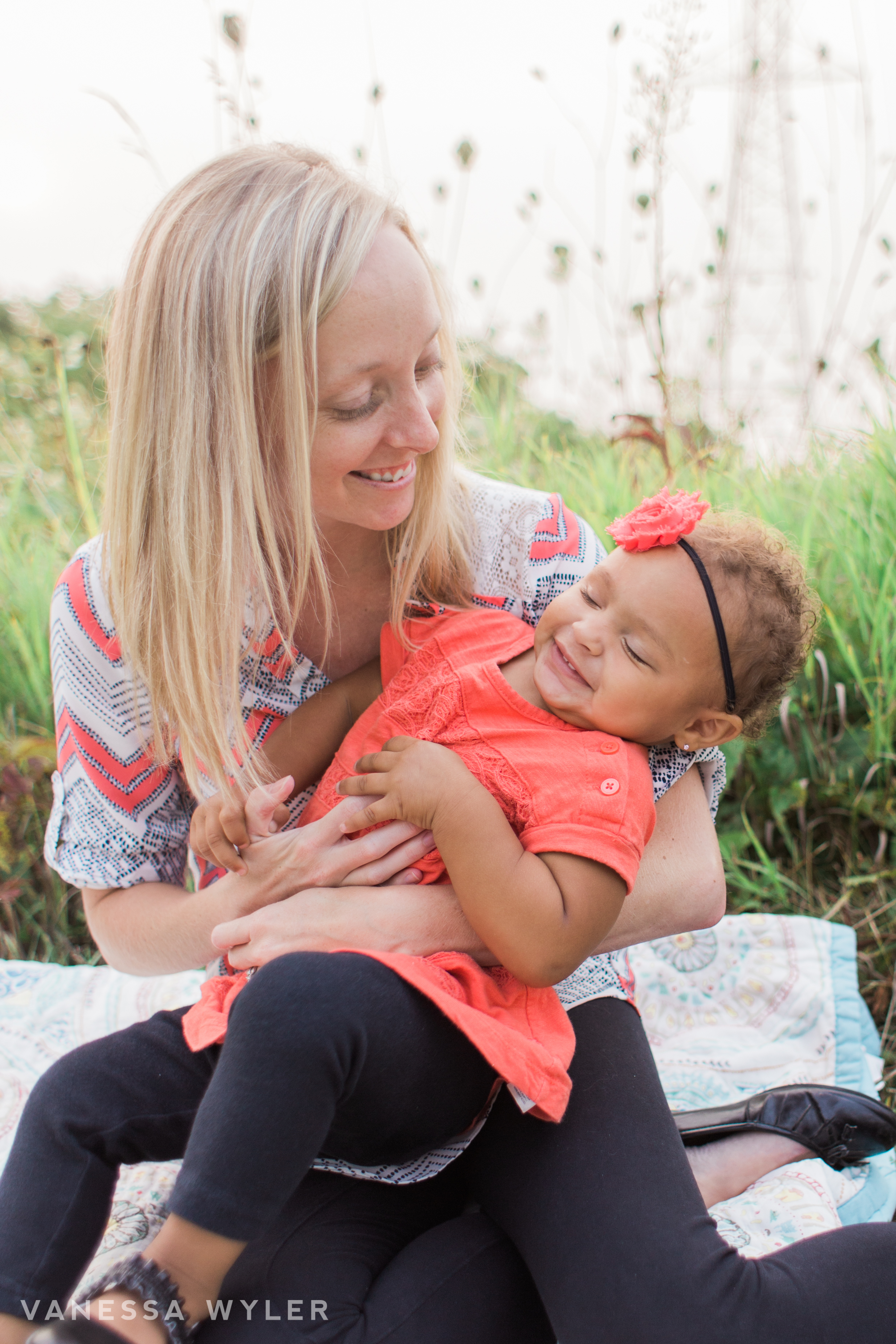 mommy and me pewaukee photographer vanessa wyler