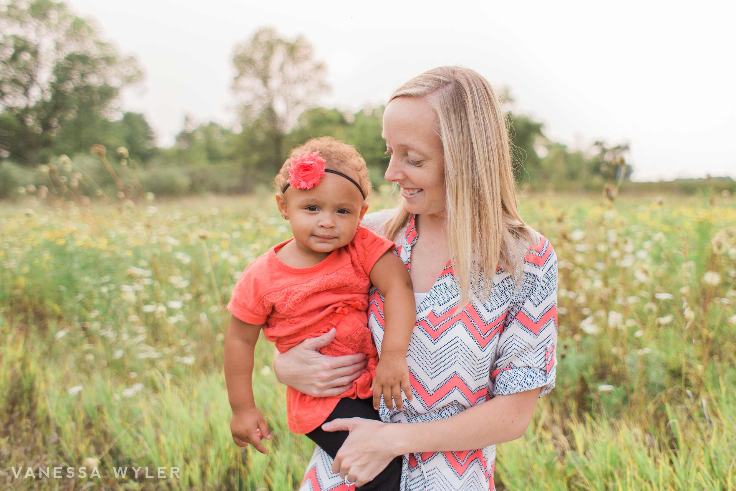 mommy and me pewaukee photographer vanessa wyler