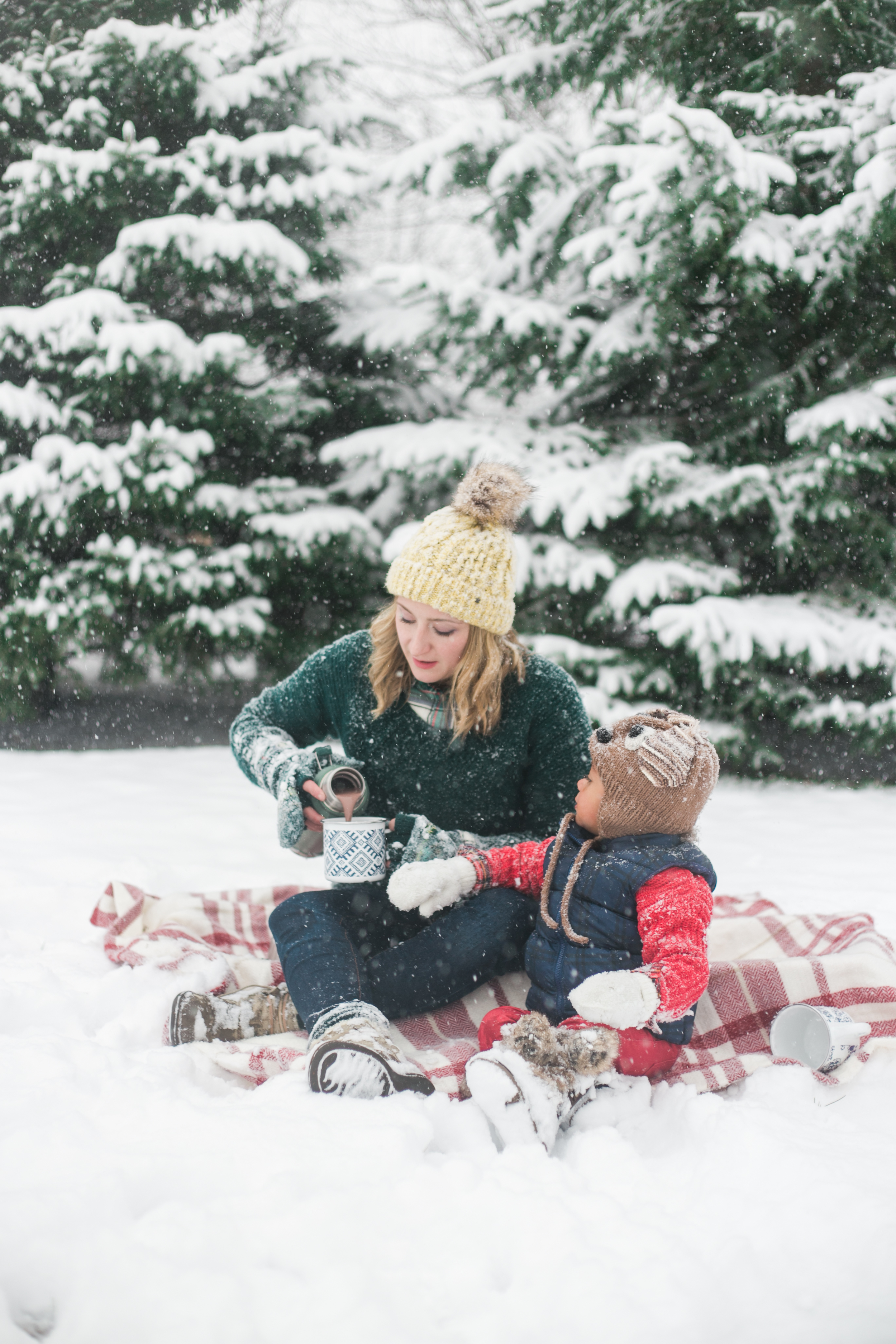 vanessa wyler photography pewaukee snow day photography session