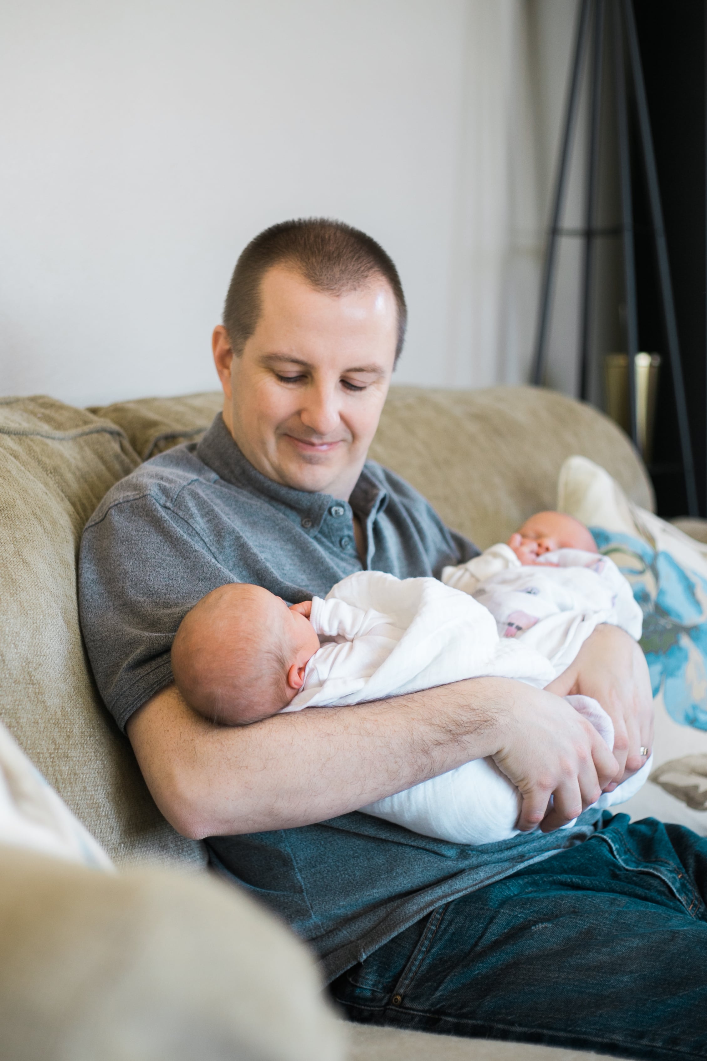 vanessa wyler lifestyle twin newborn photography pewaukee wisconsin