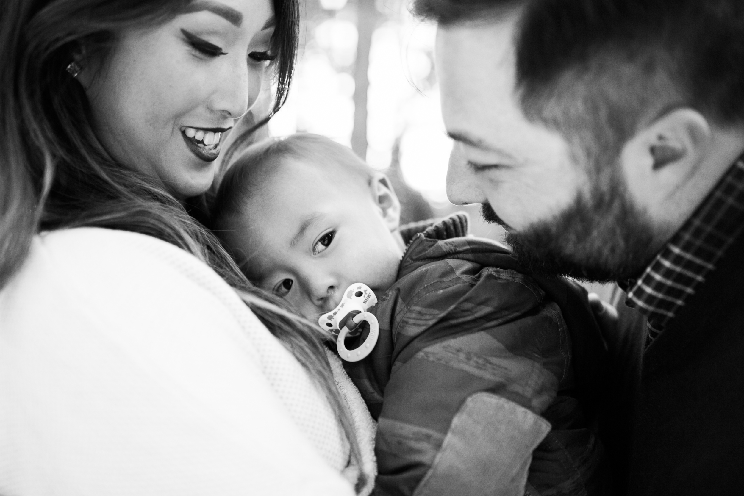 winter family photography session vanessa wyler photography pewaukee waukesha