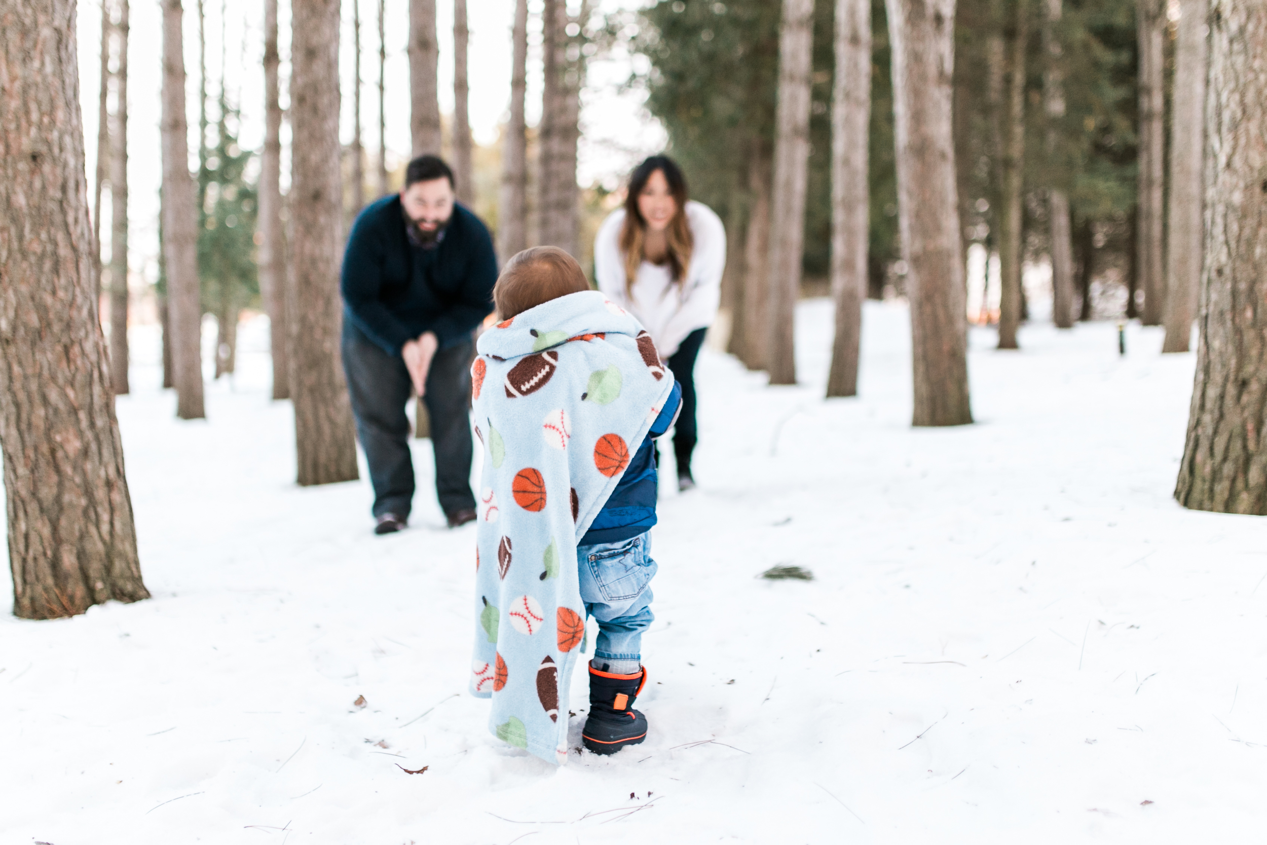 winter family photography session vanessa wyler photography pewaukee waukesha