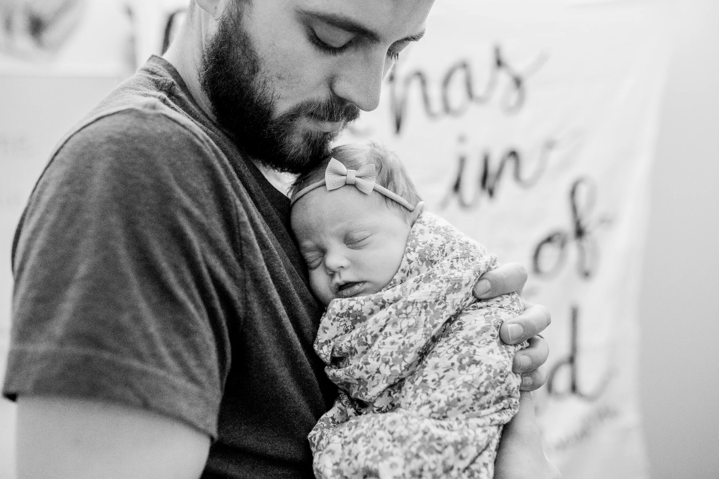 vanessa wyler newborn photography children's hospital wisconsin