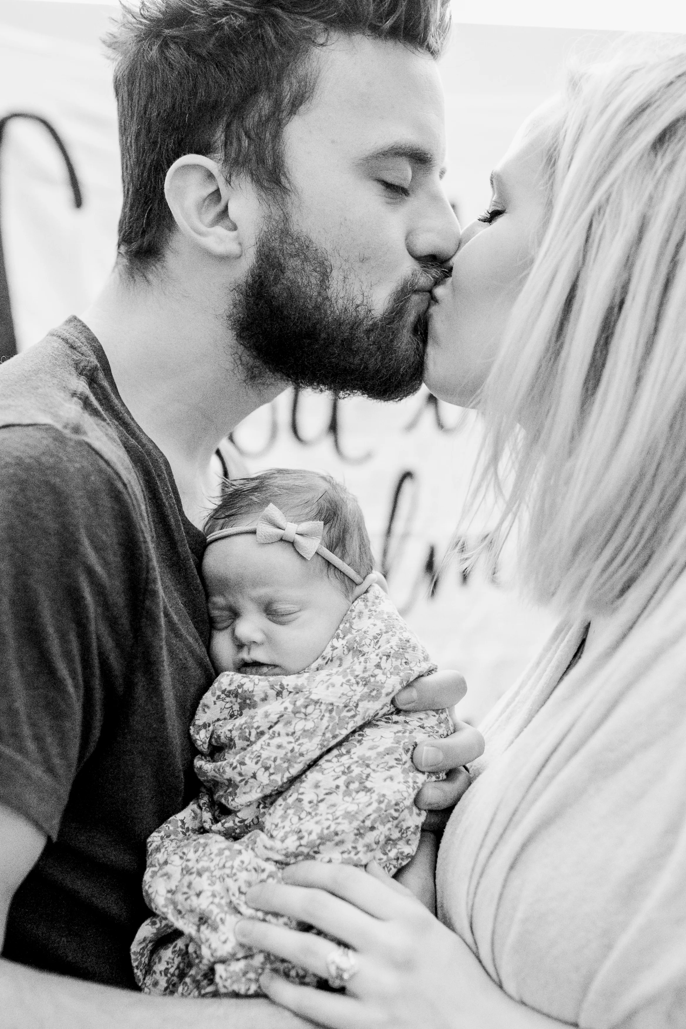vanessa wyler newborn photography children's hospital wisconsin