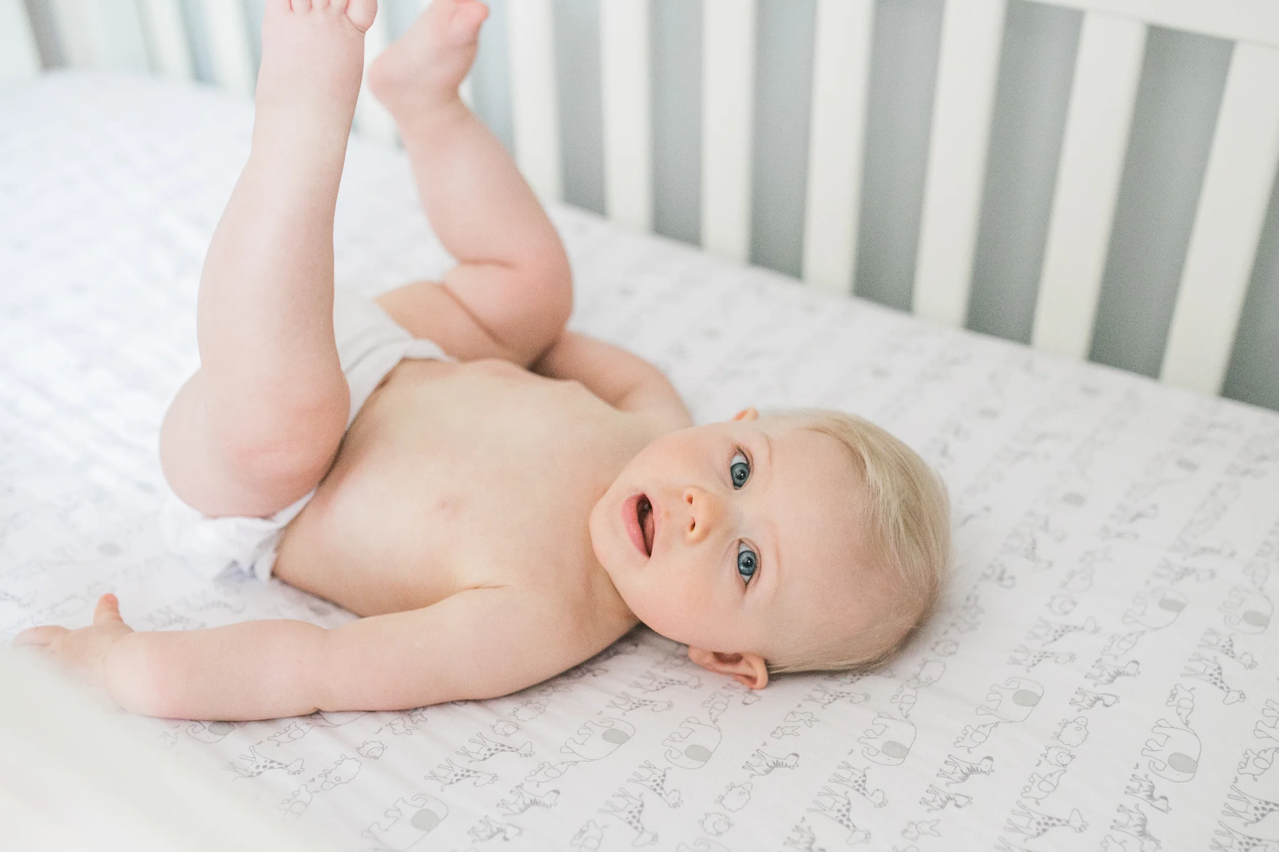vanessa wyler 6 month lifestyle photography pewaukee wisconsin