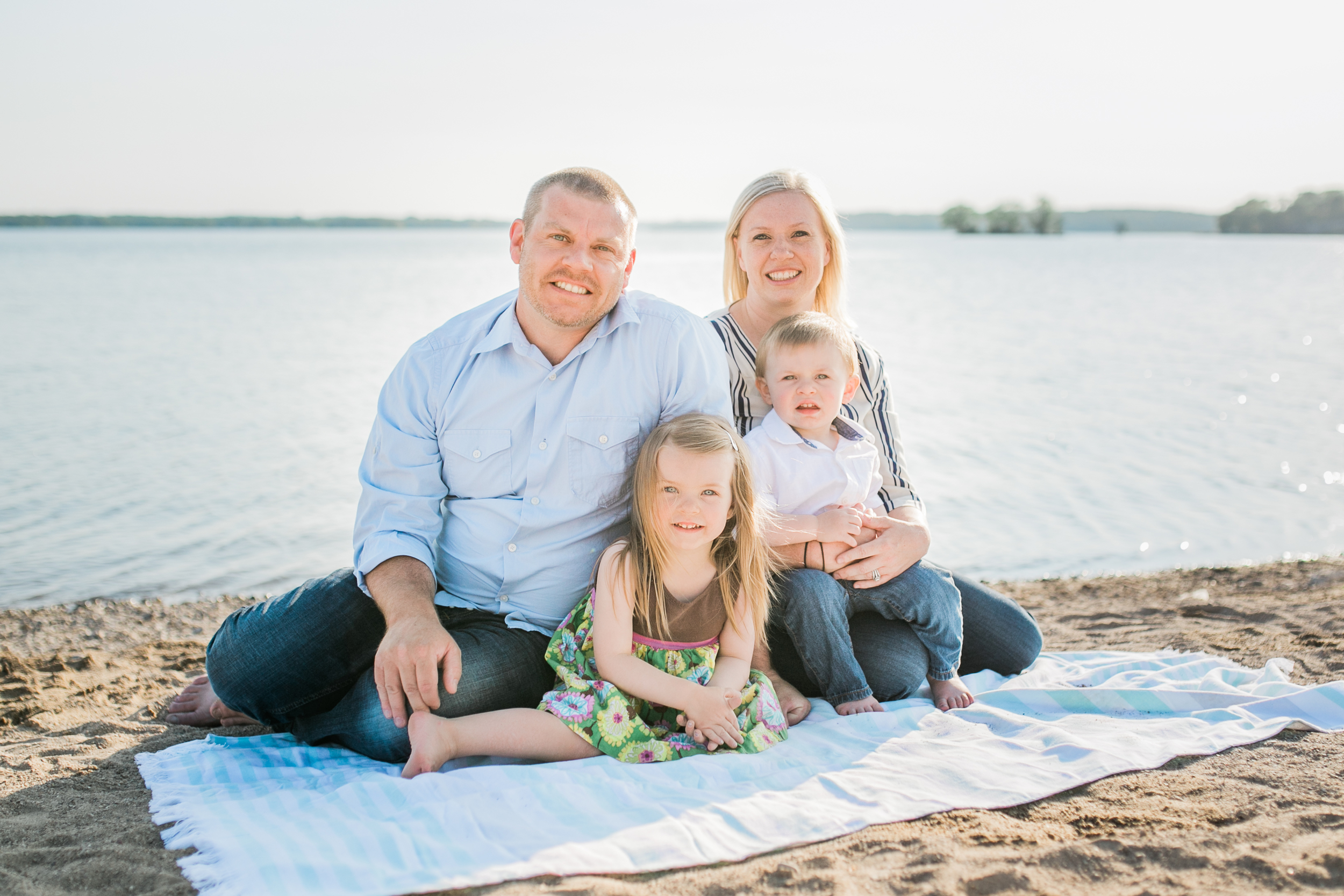 vanessa wyler pewaukee beach family photography