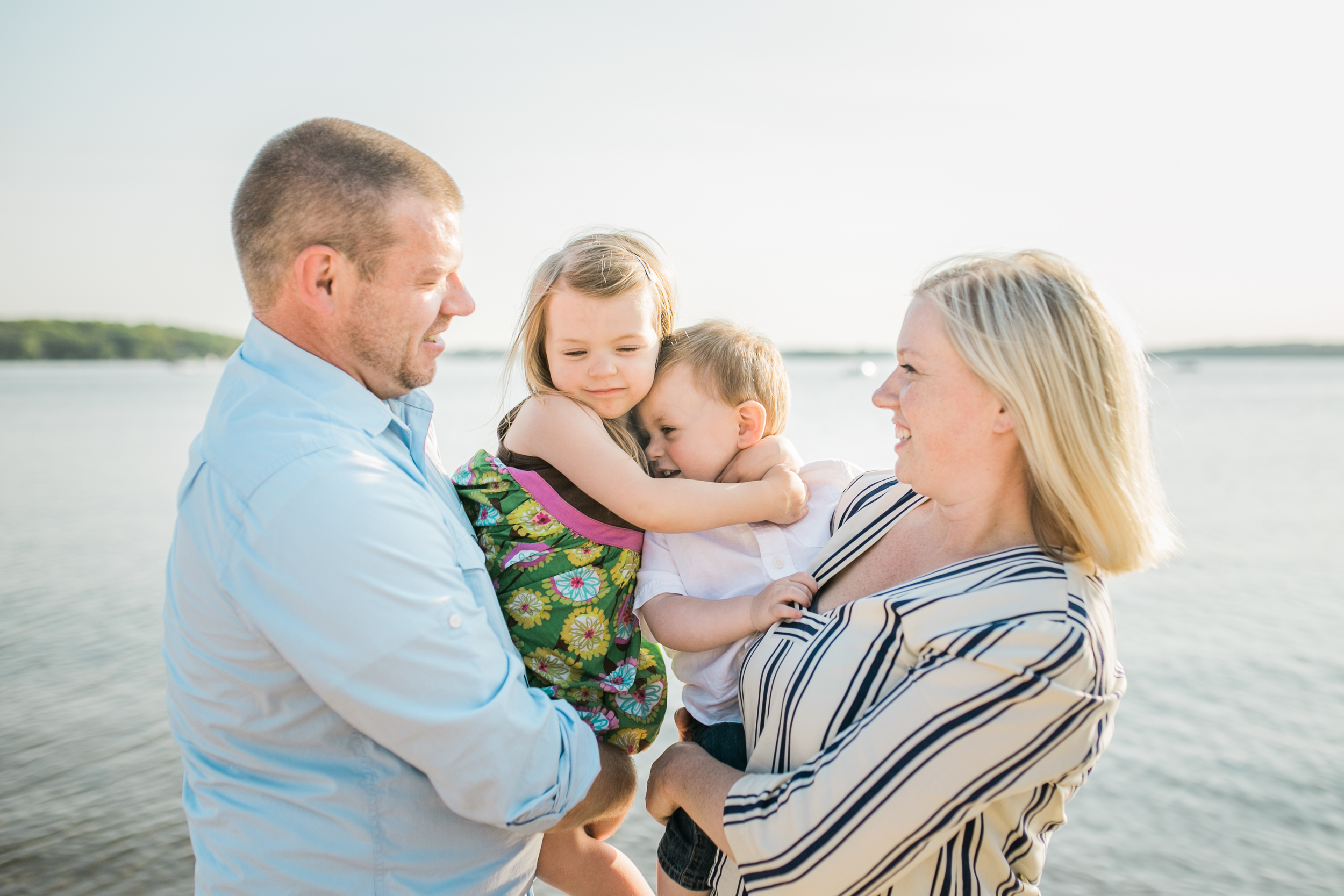 vanessa wyler pewaukee beach family photography