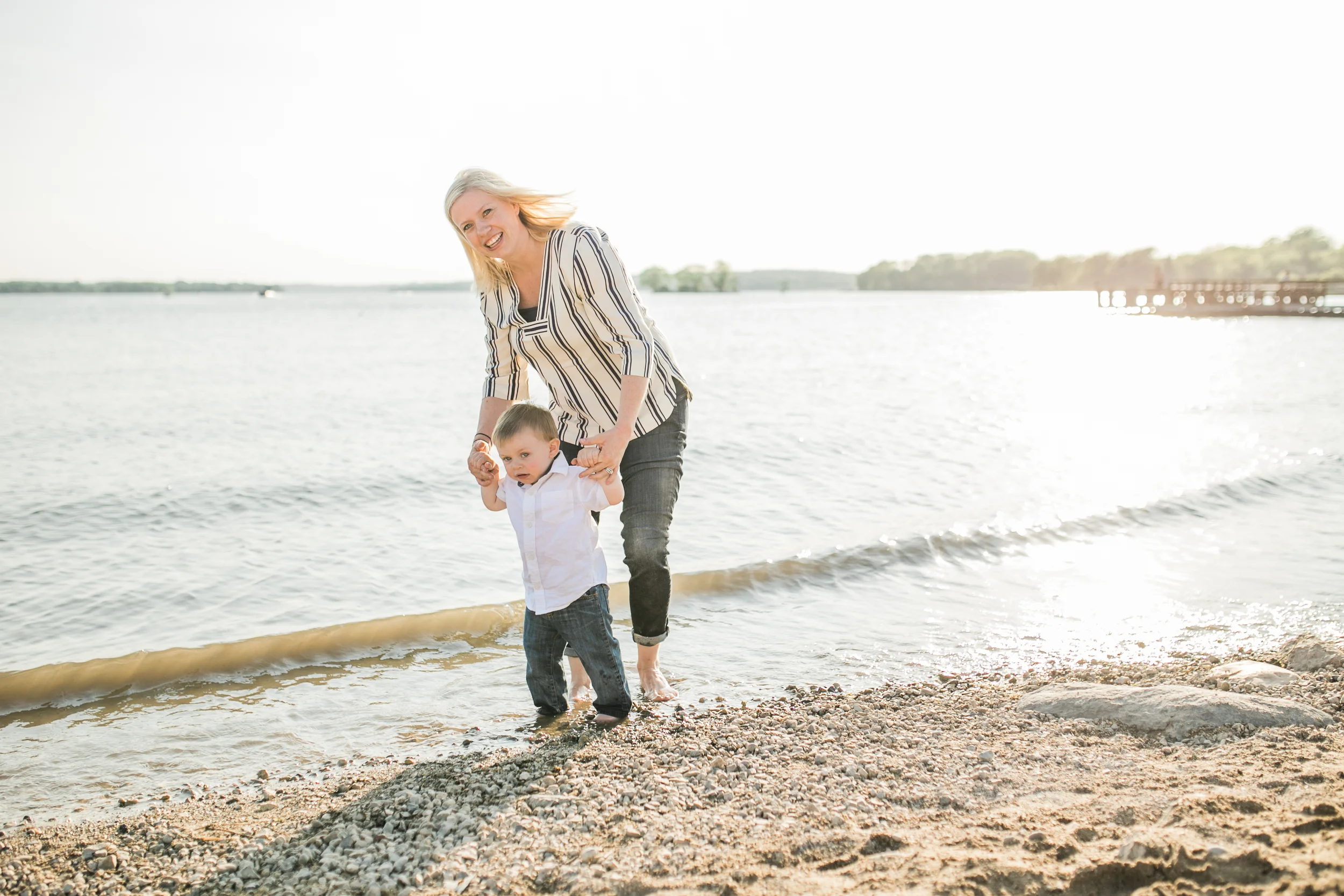 vanessa wyler pewaukee beach family photography