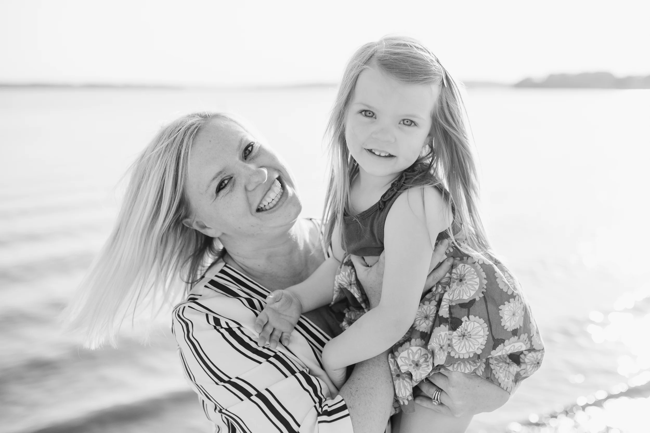 vanessa wyler pewaukee beach family photography