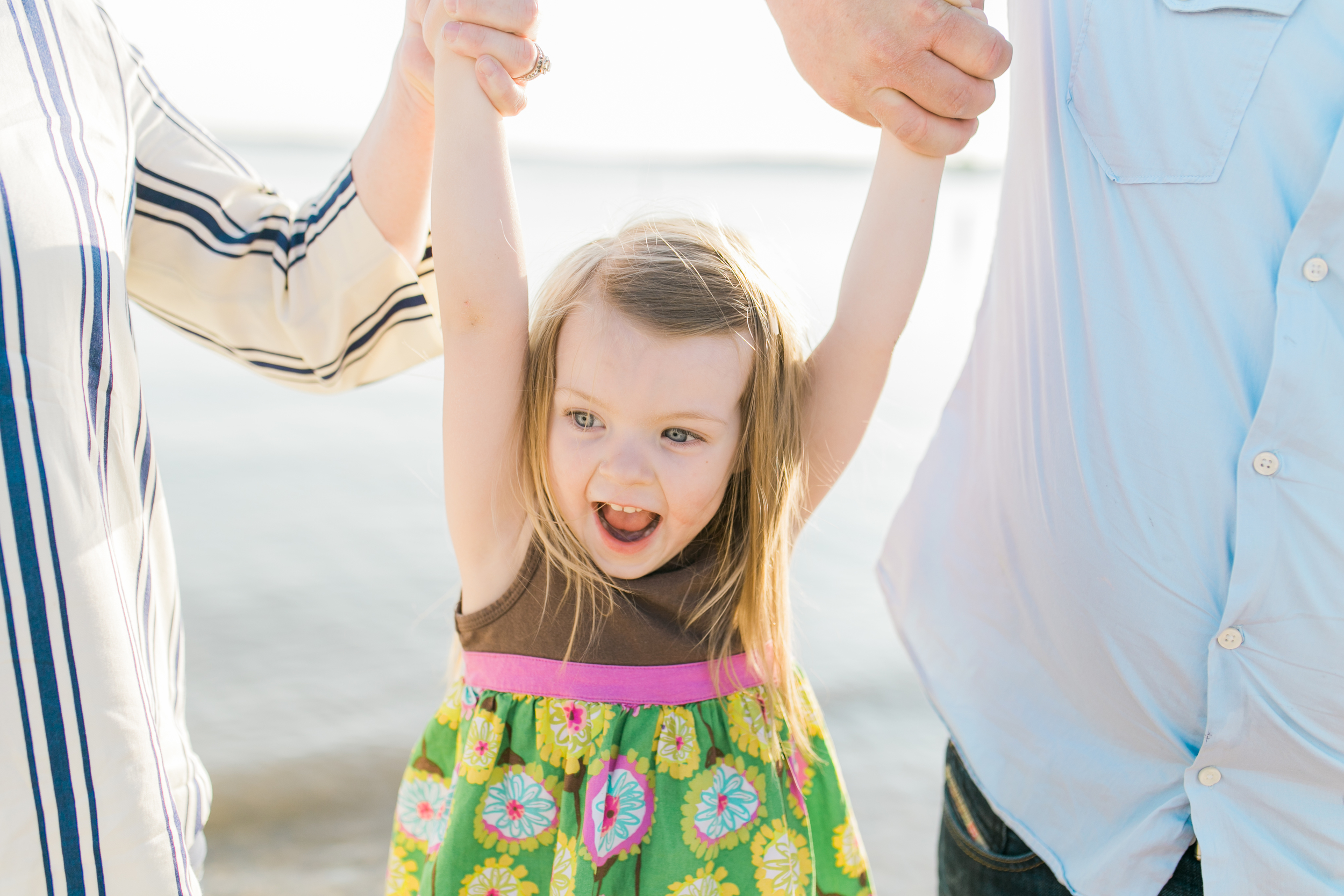 vanessa wyler pewaukee beach family photography