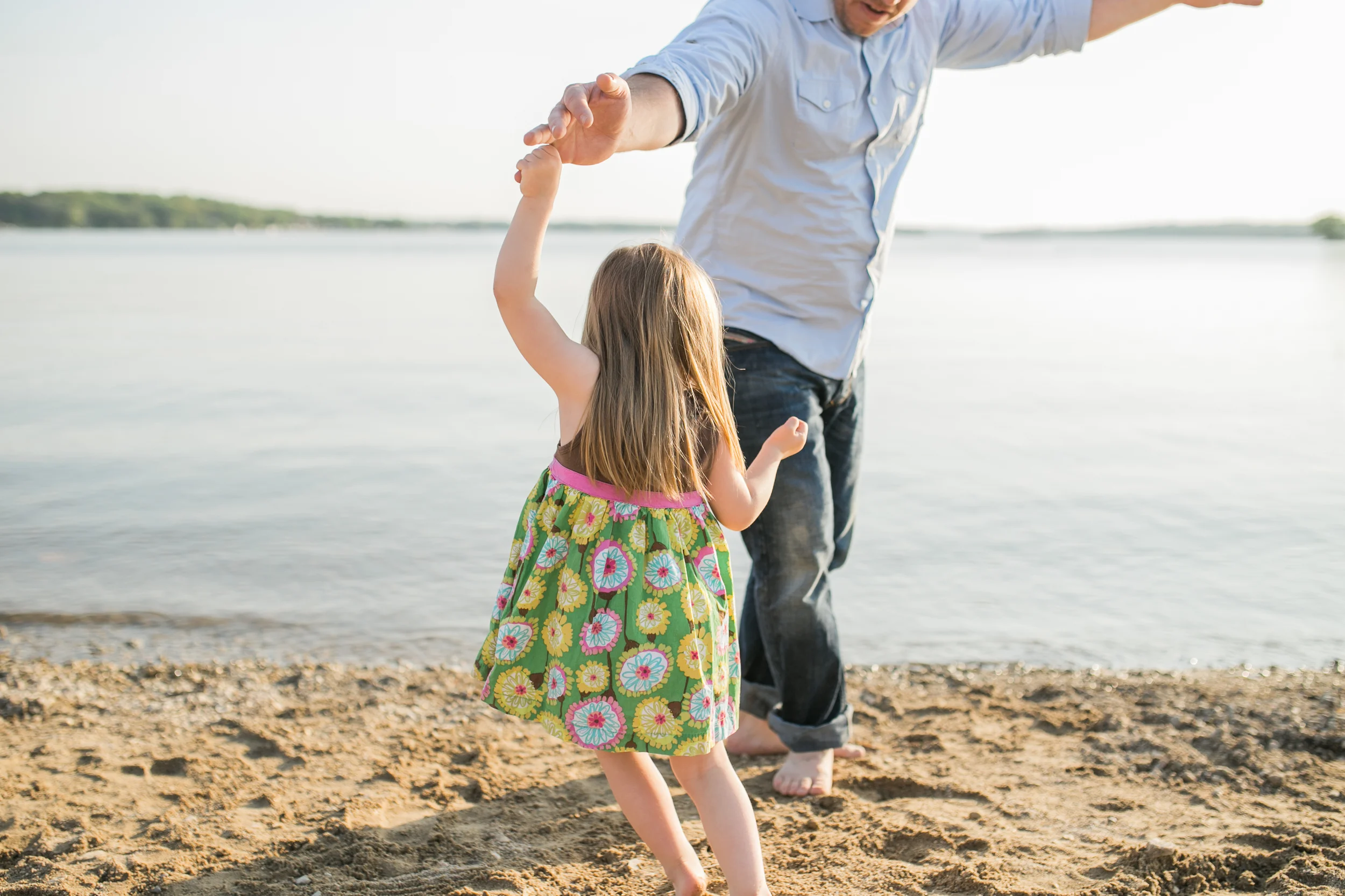 vanessa wyler pewaukee beach family photography
