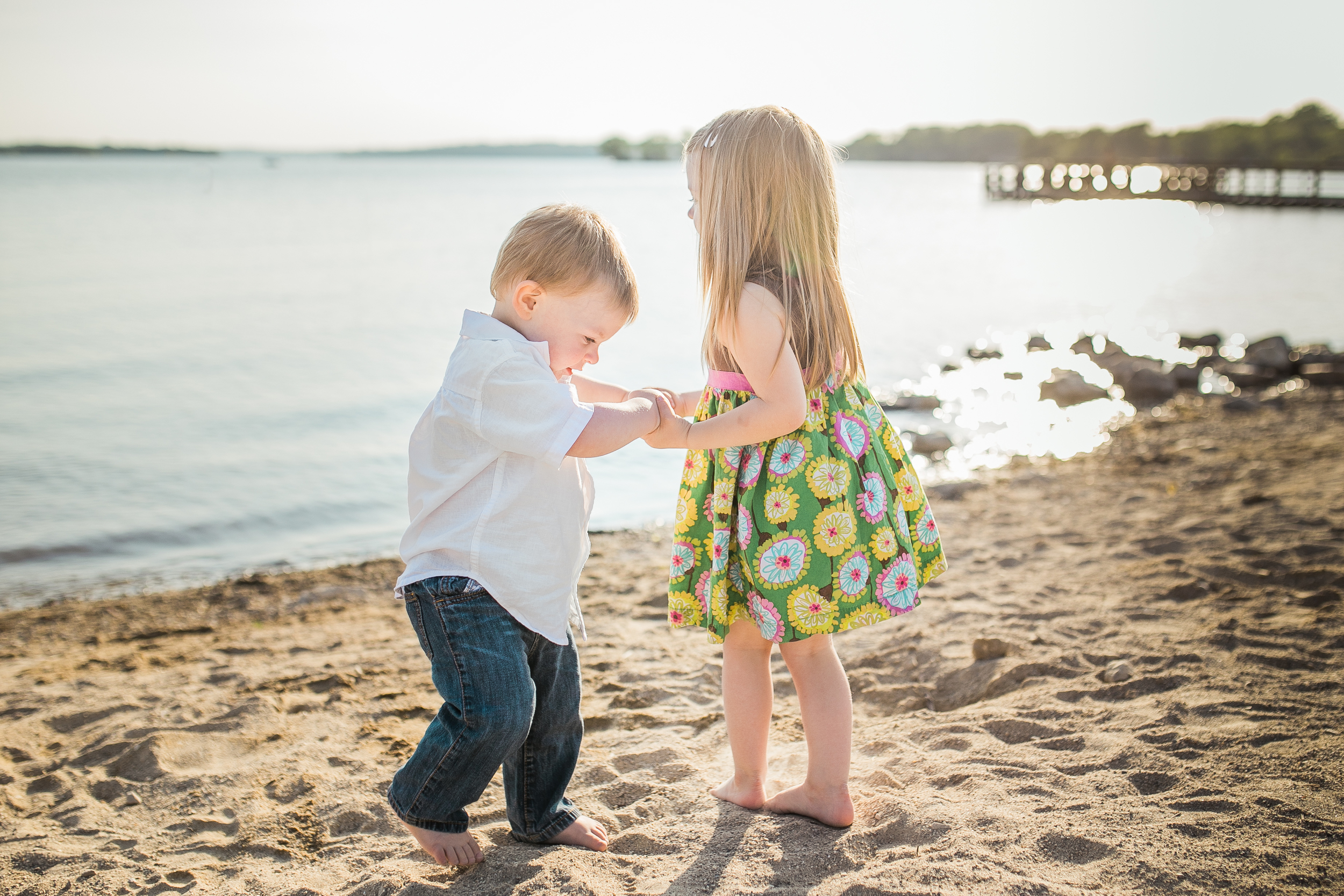 vanessa wyler pewaukee beach family photography