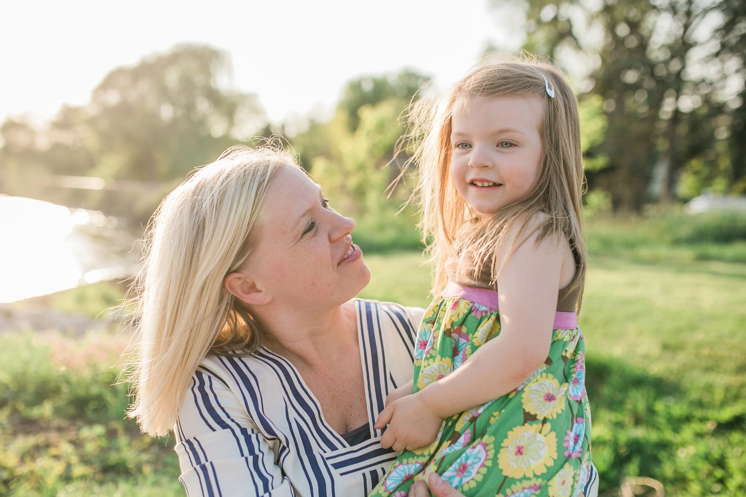vanessa wyler pewaukee beach family photography