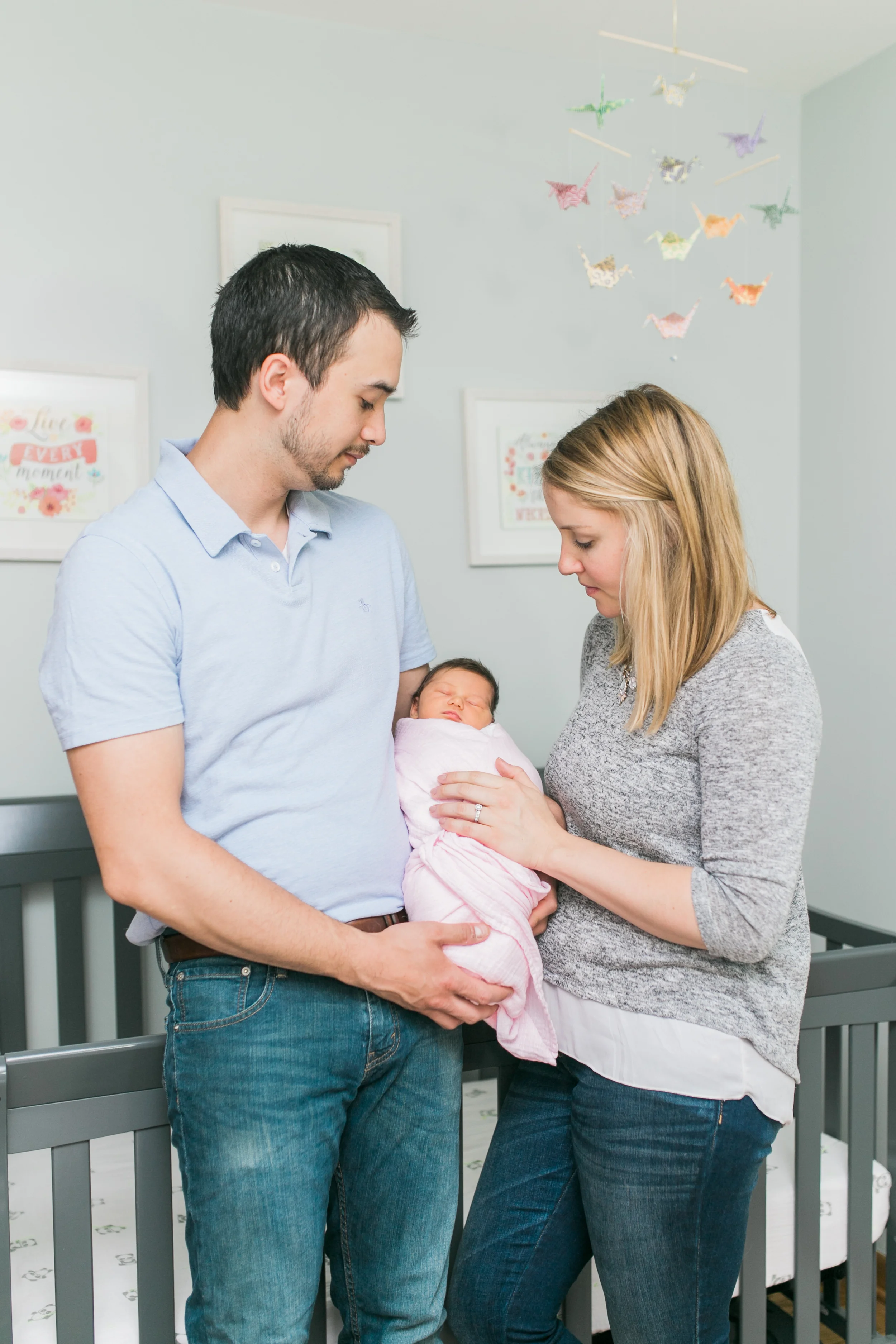 vanessa wyler brookfield pewaukee lifestyle newborn photography photos