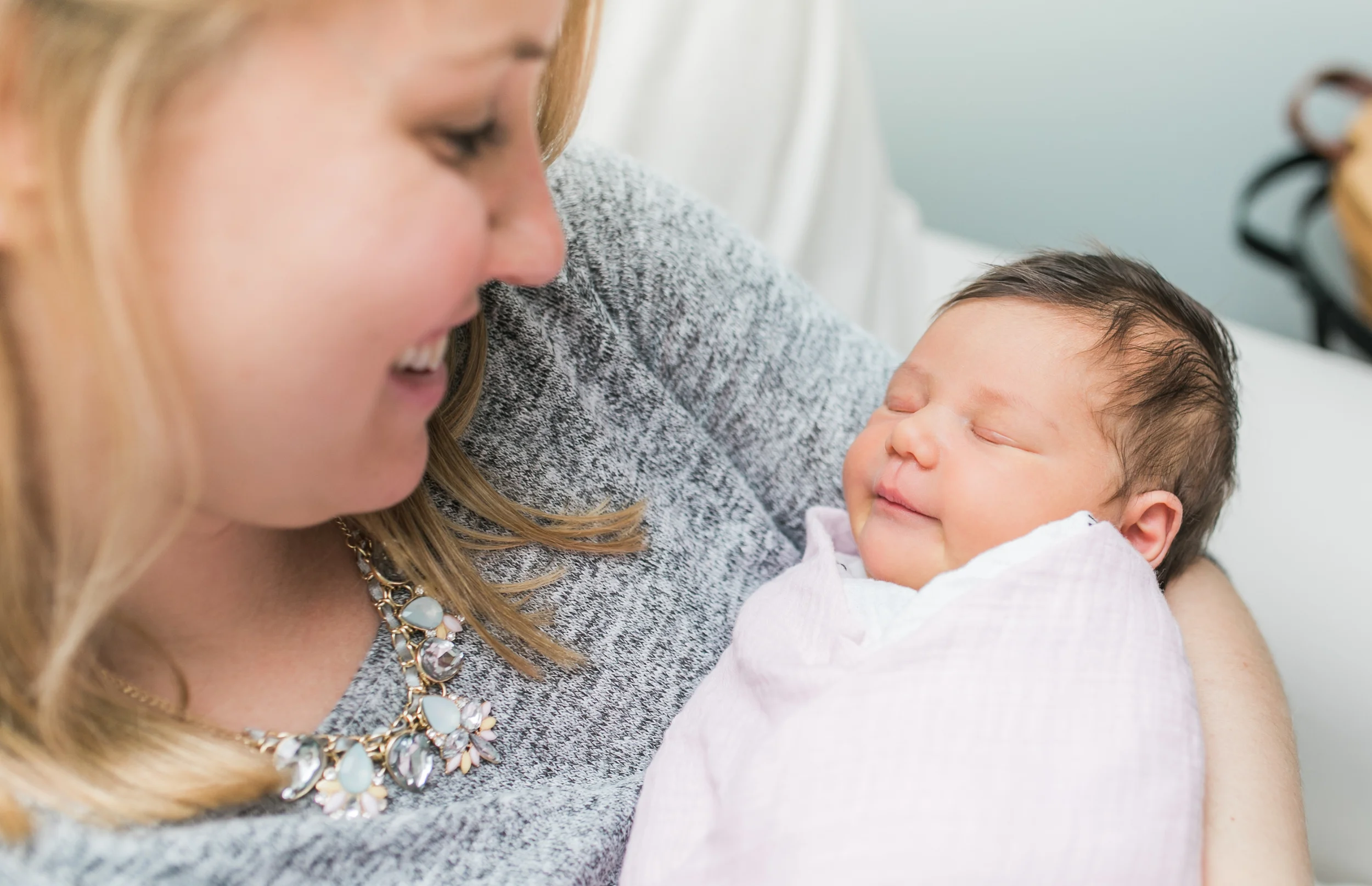 vanessa wyler brookfield pewaukee lifestyle newborn photography photos