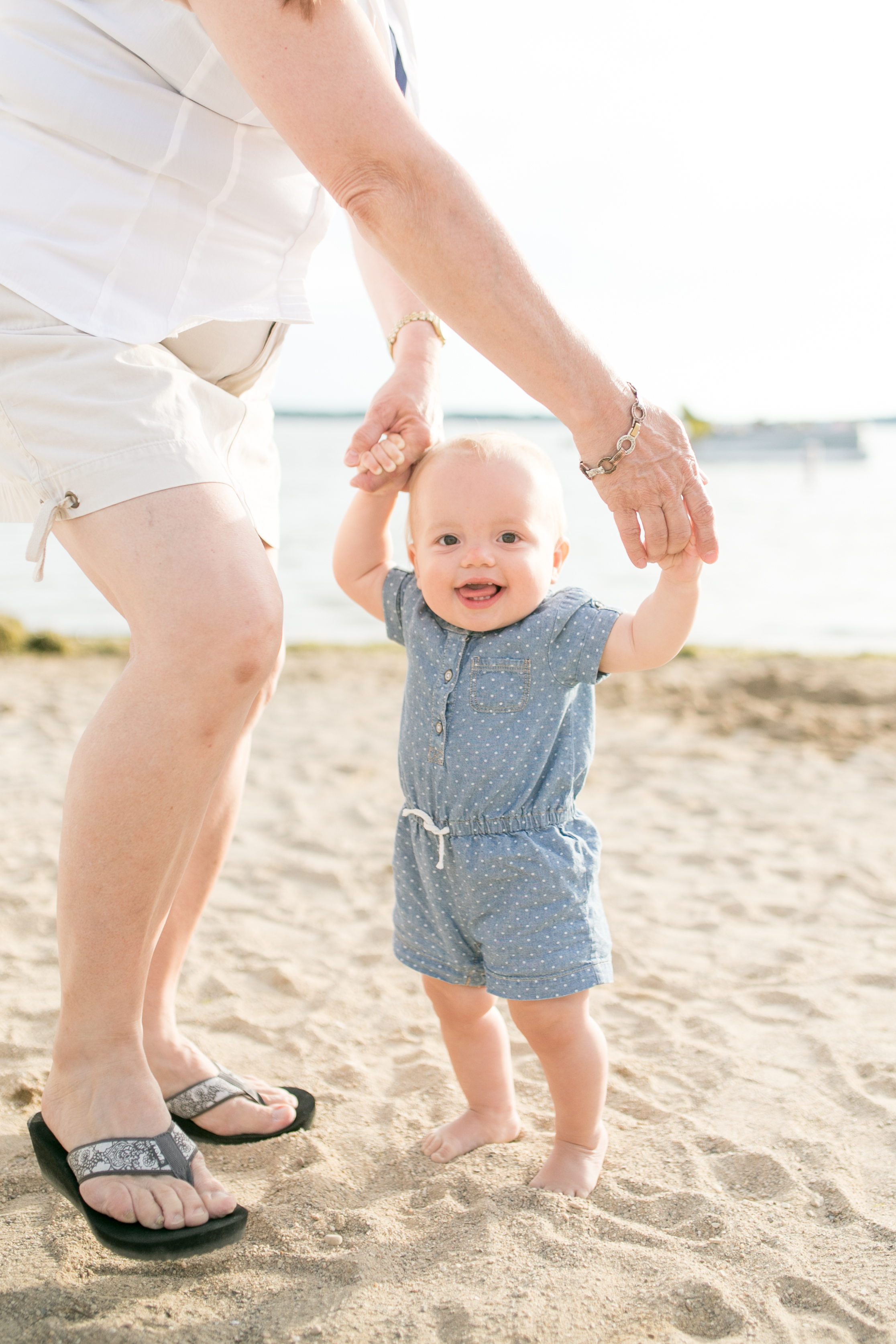 Vanessa Wyler Pewaukee Beach Photography Ice Cream Family Photos Photoshoot