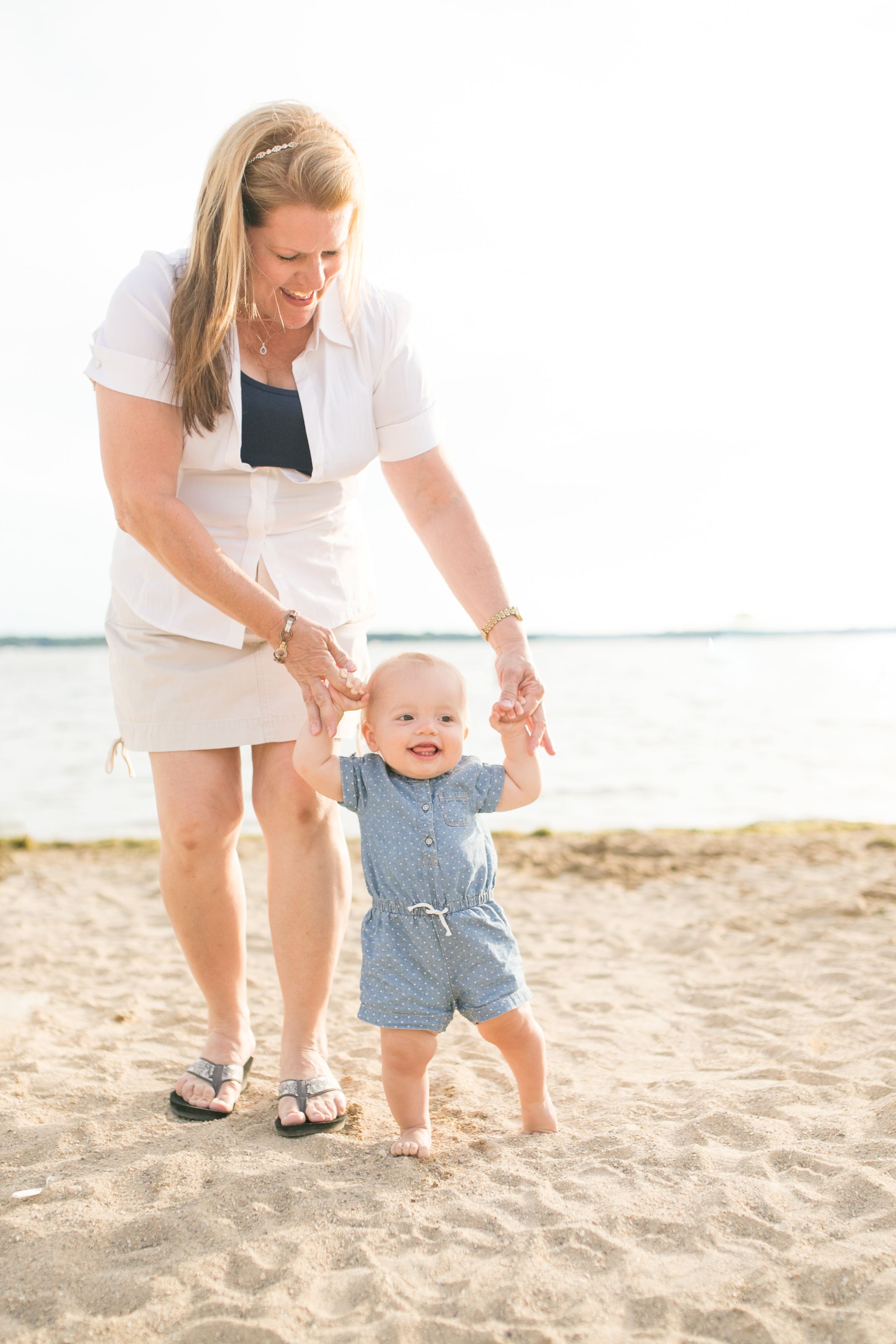 Vanessa Wyler Pewaukee Beach Photography Ice Cream Family Photos Photoshoot